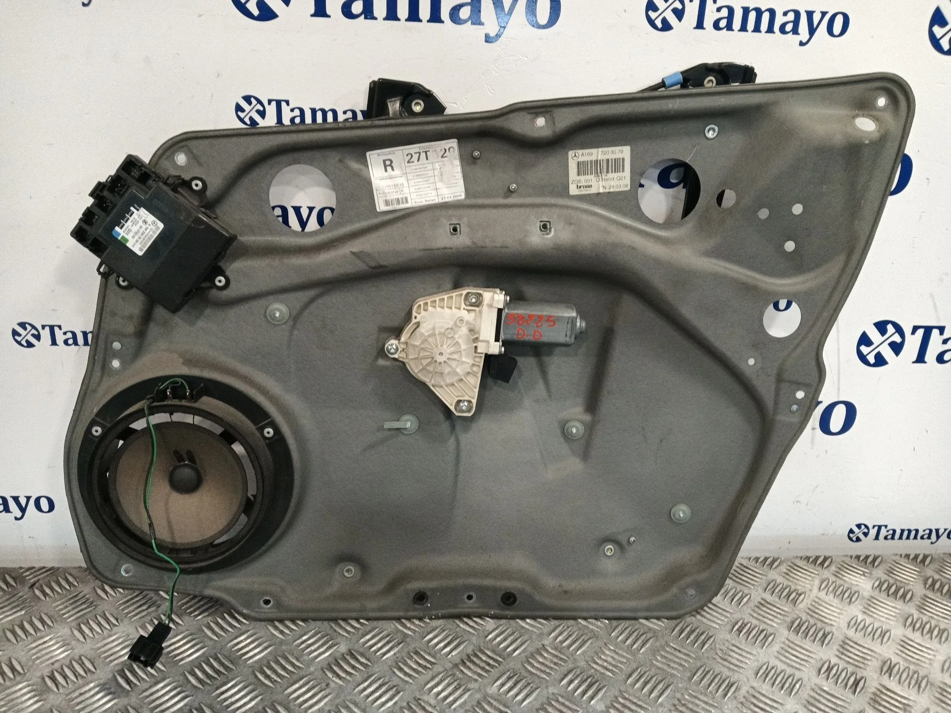Elevalunas Delantero Derecho para Mercedes-Benz Clase A (W169)