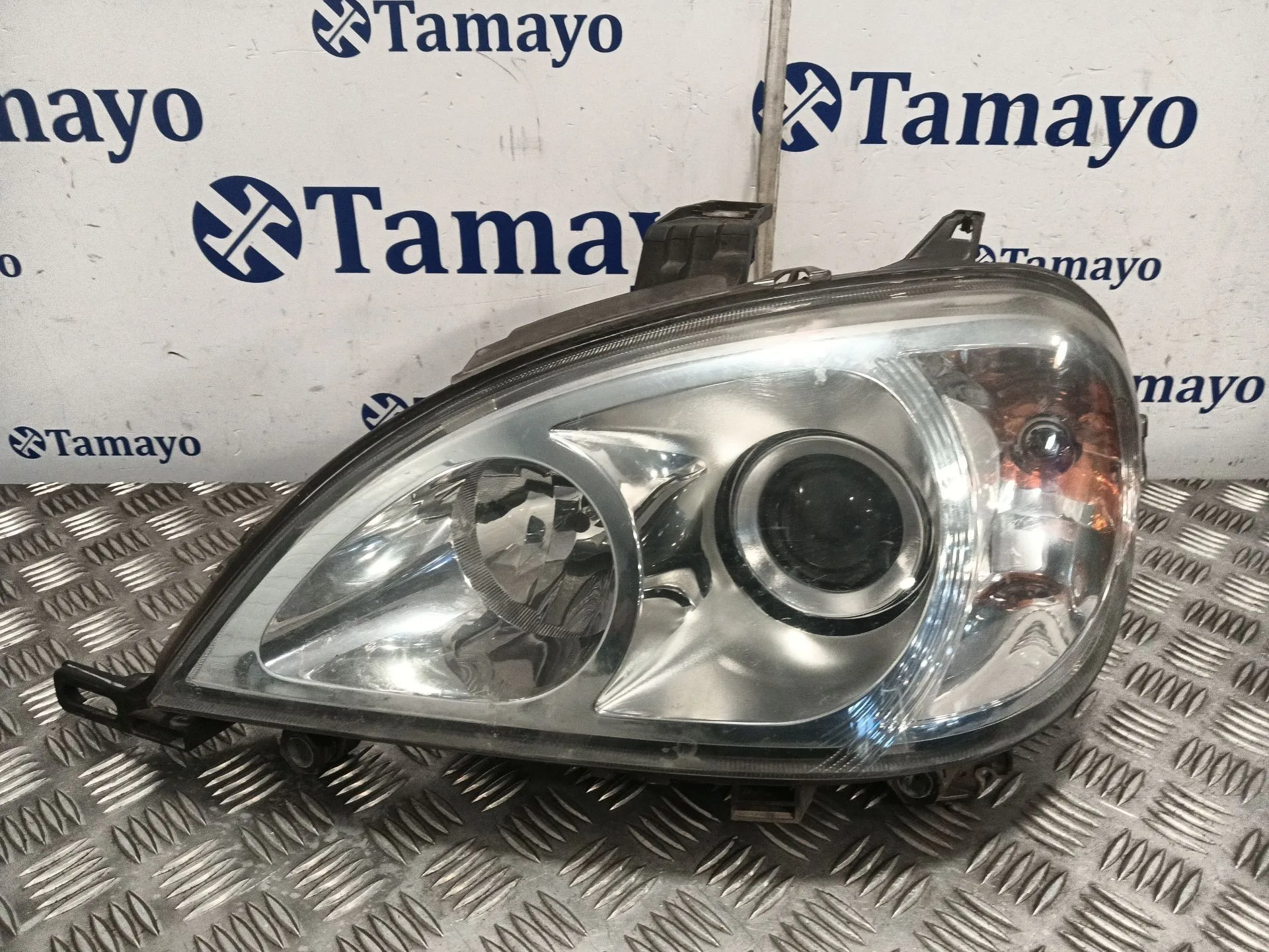 Faro Izquierdo para Mercedes-Benz Clase M (W163)