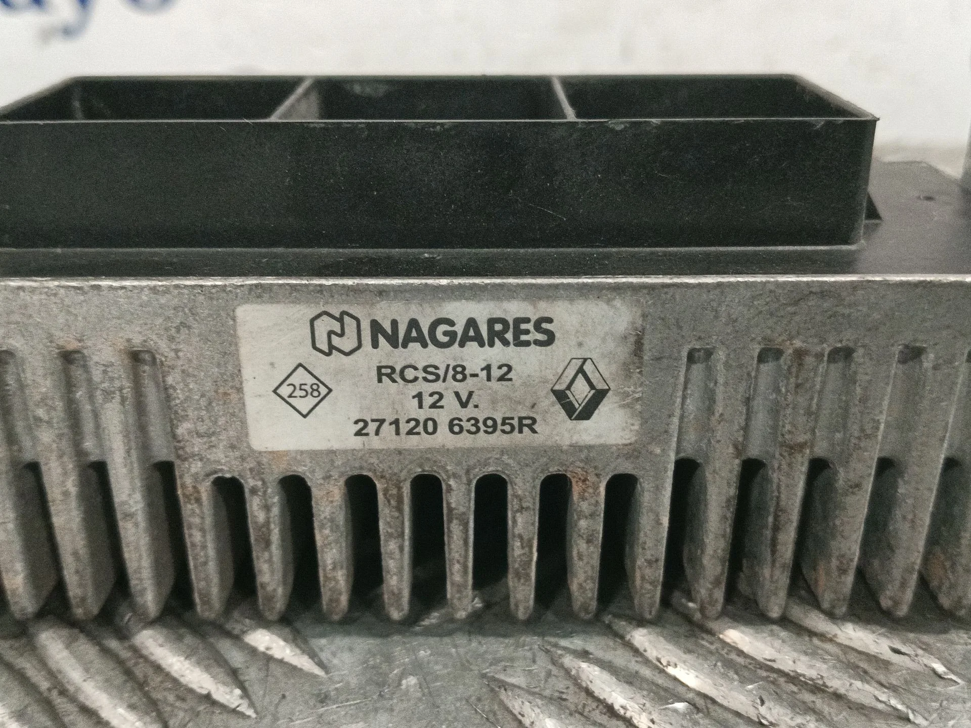 Caja Precalentamiento para Nissan Nv200 Furgoneta