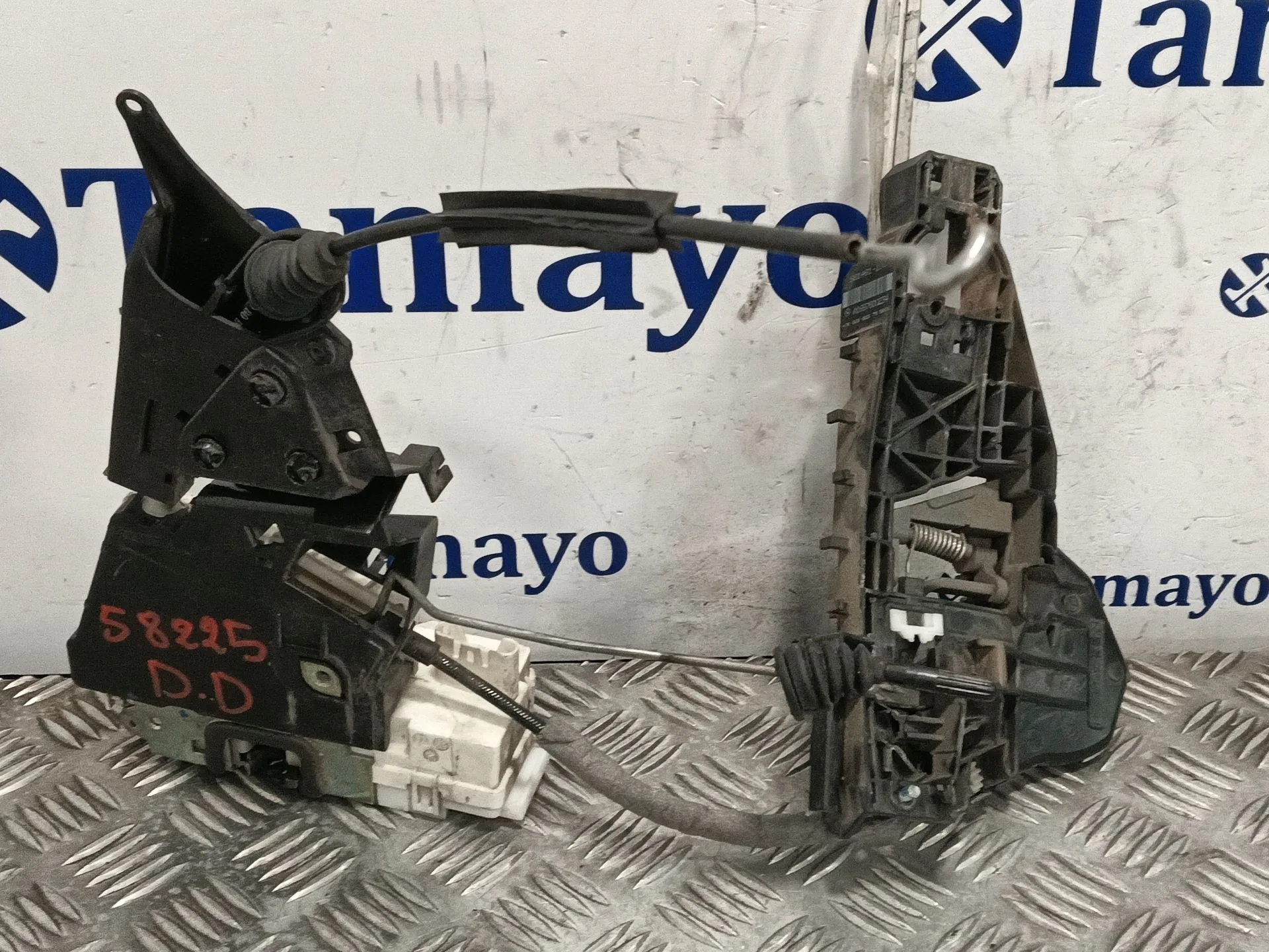 Cerradura Puerta Delantera Derecha para Mercedes-Benz Clase A (W169)