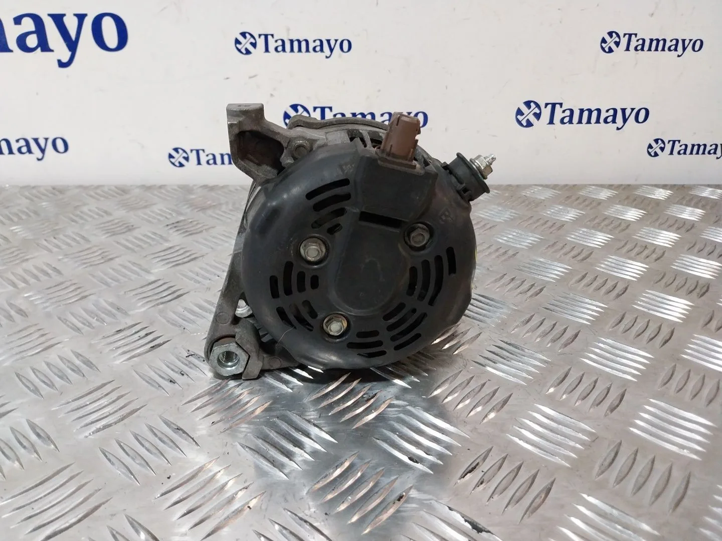 Alternador para Toyota Yaris (_P13_)