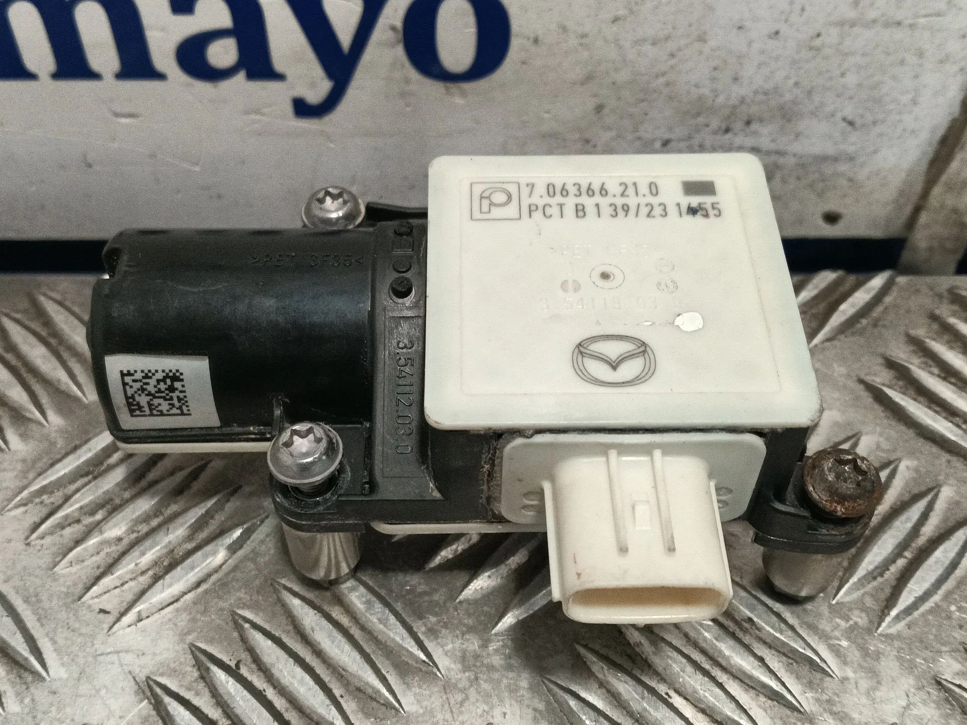 Caja Mariposa para Mazda Cx-30 (Dm, Dt, Ed)
