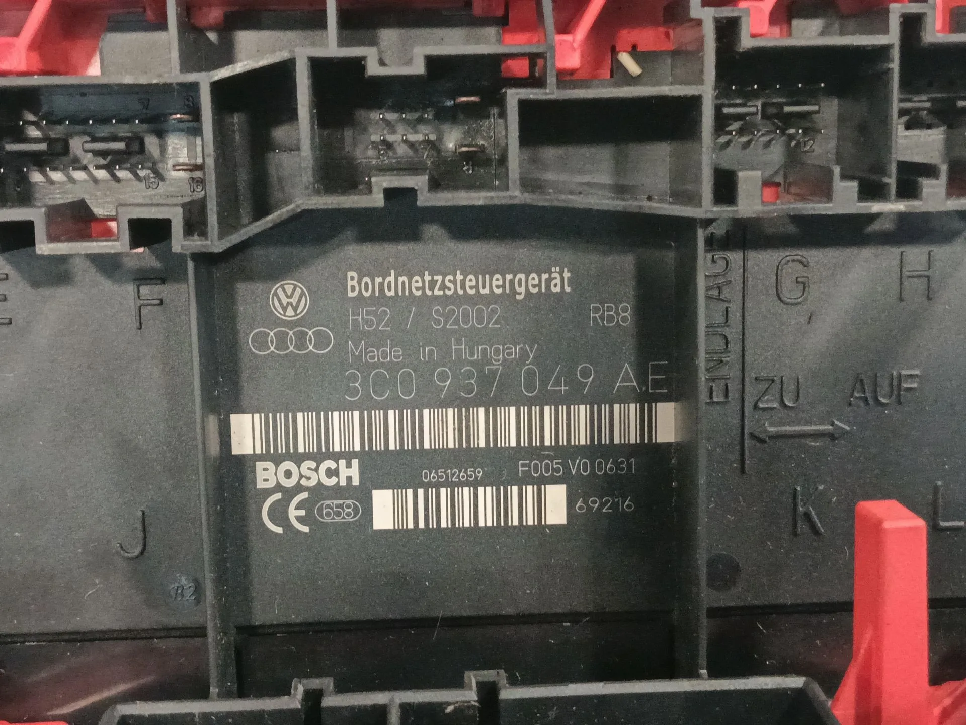 Caja Reles / Fusibles para Volkswagen Passat Variant (3C5)