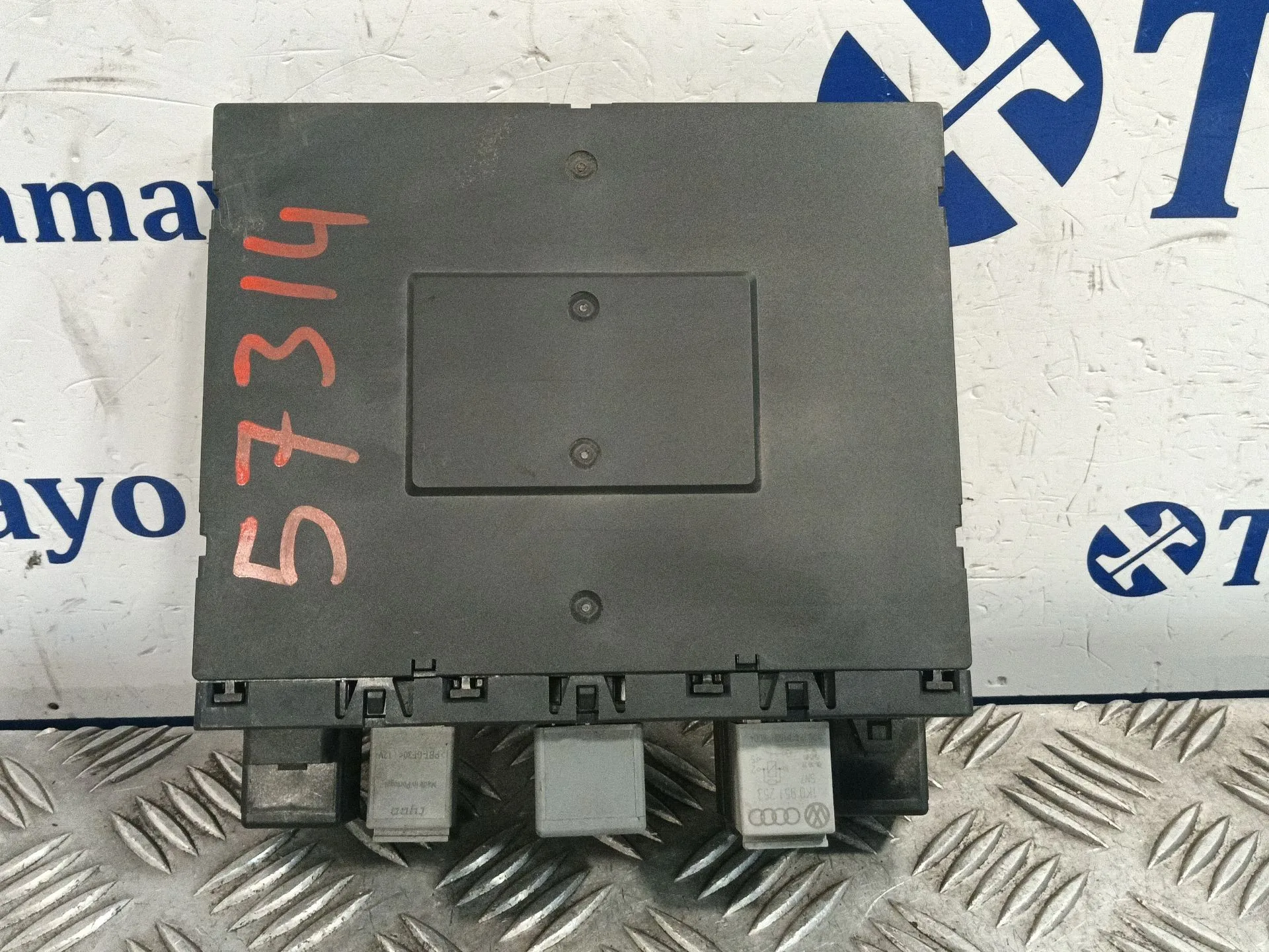 Caja Reles / Fusibles para Volkswagen Passat Variant (3C5)