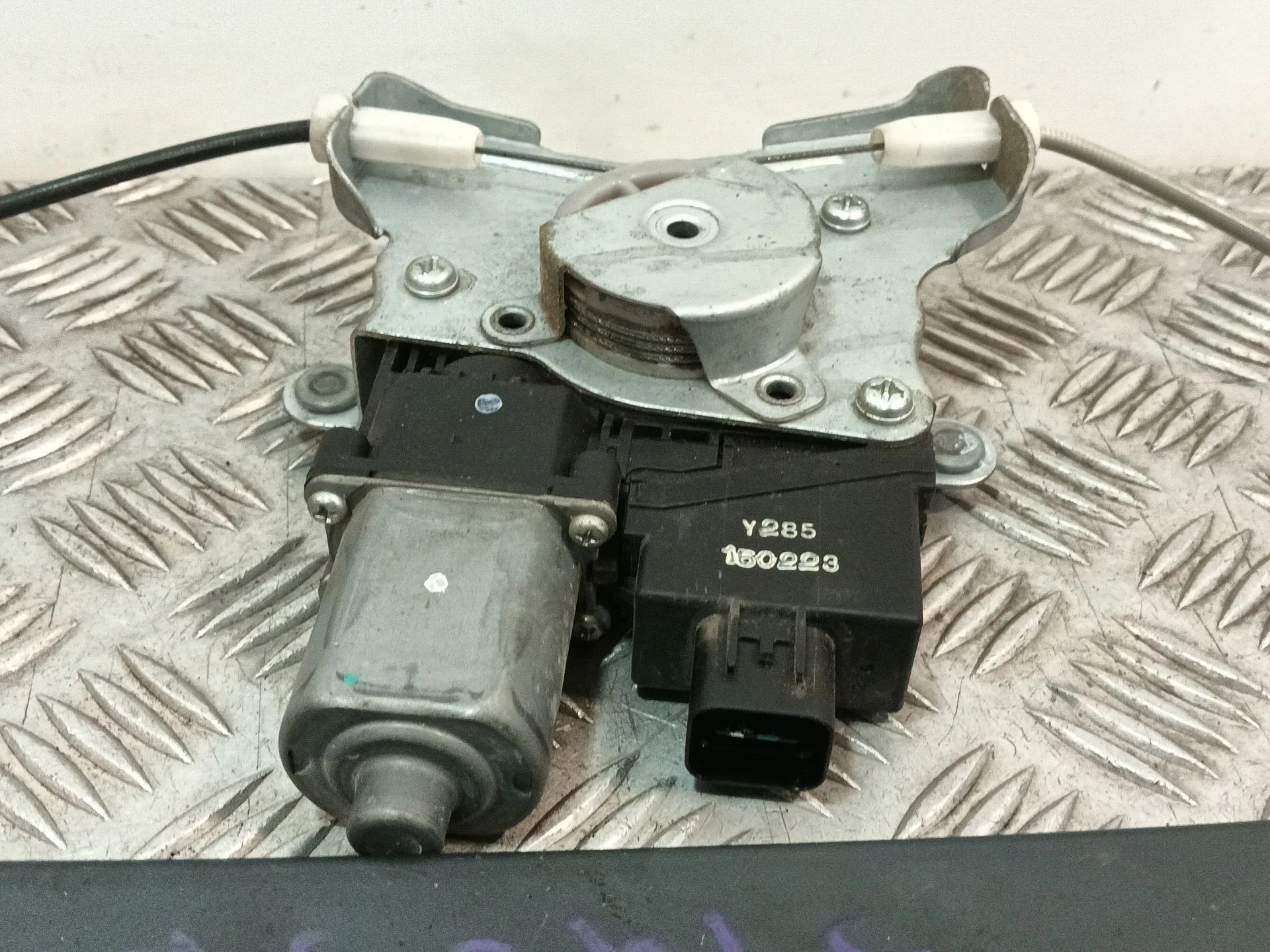 Elevalunas Delantero Izquierdo para Ssangyong Rexton W / Rexton