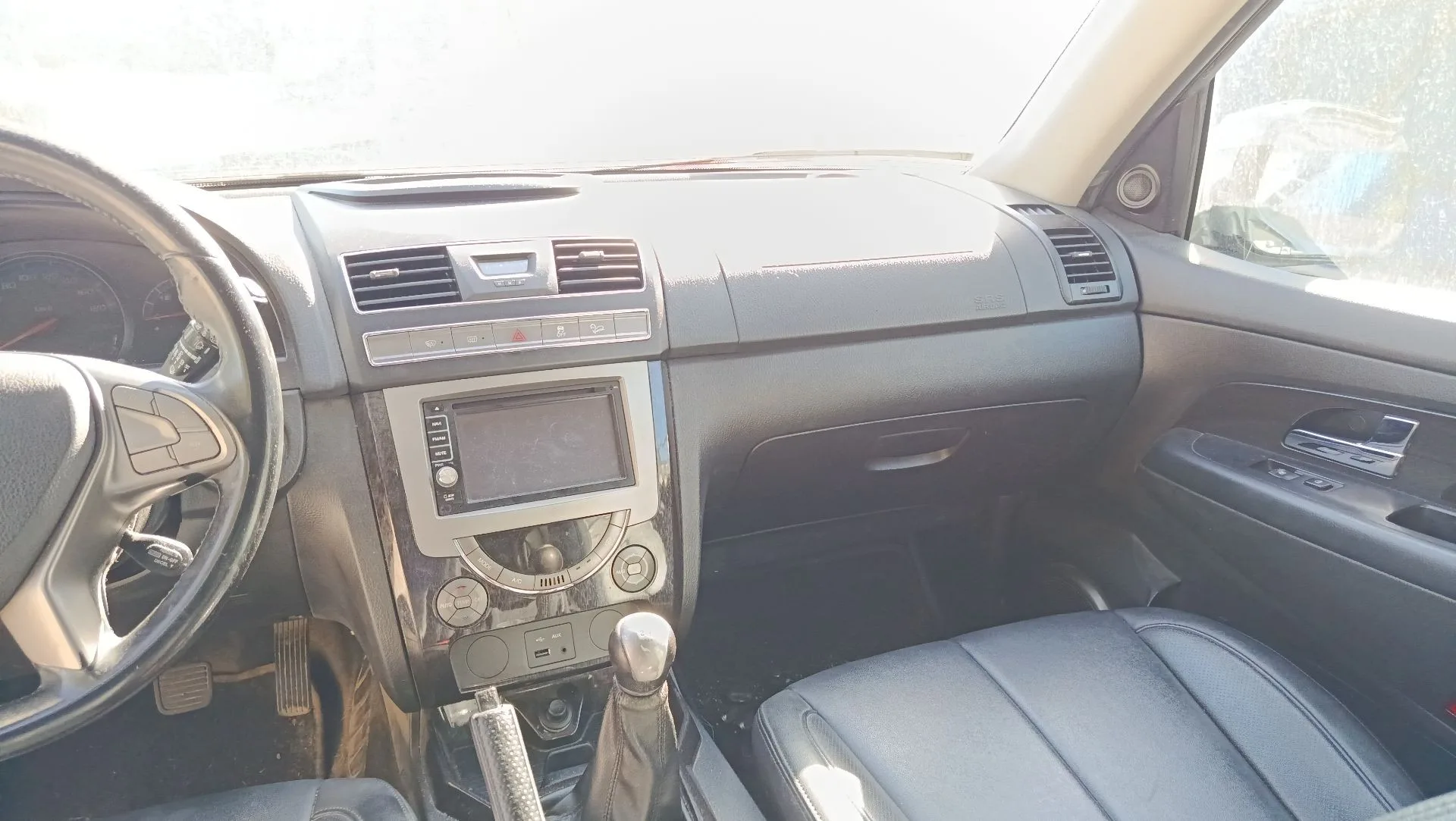 Guantera para Ssangyong Rexton W / Rexton