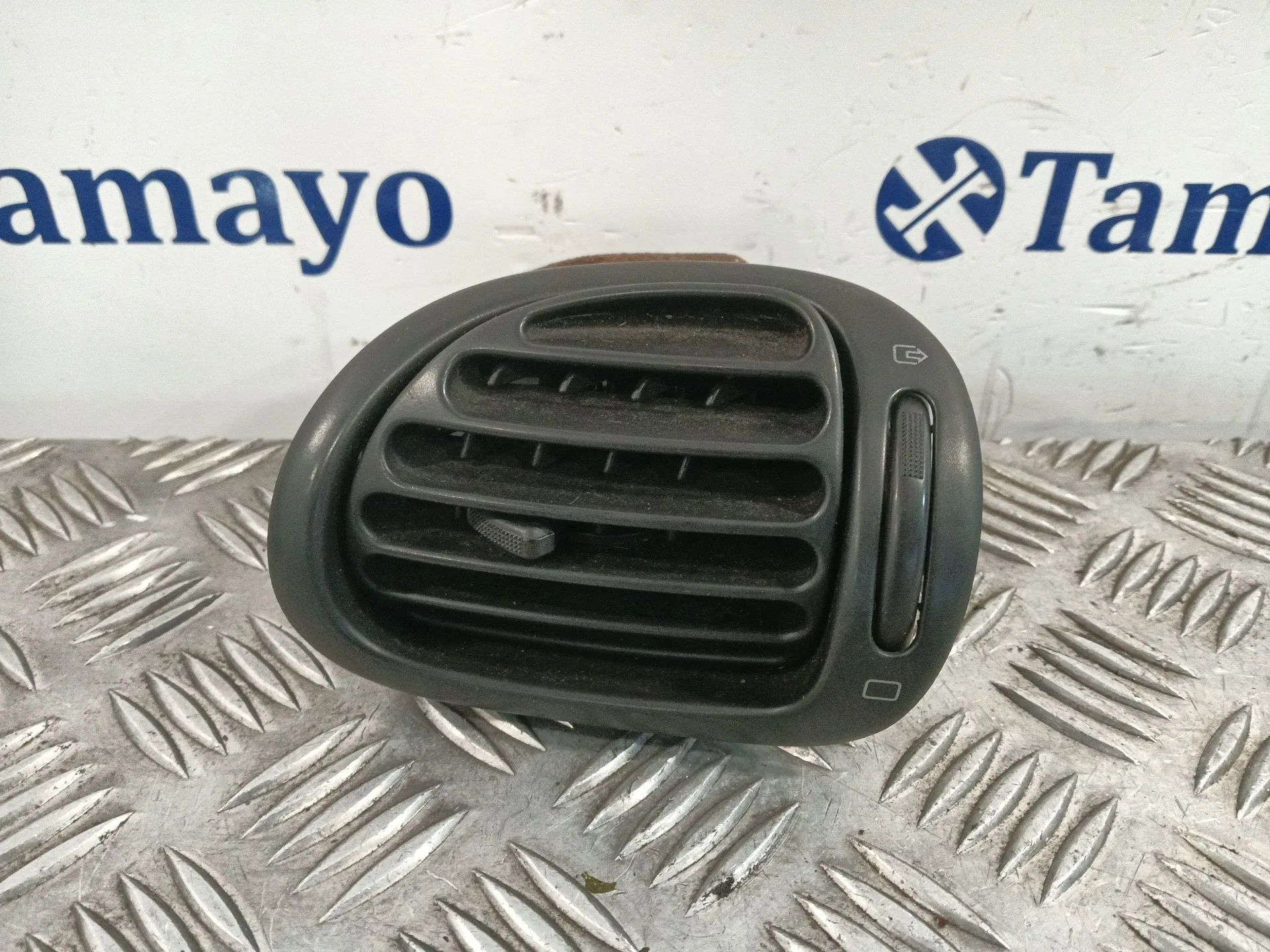 Aireador Lateral Izquierdo para Peugeot 206 Hatchback (2A/C)