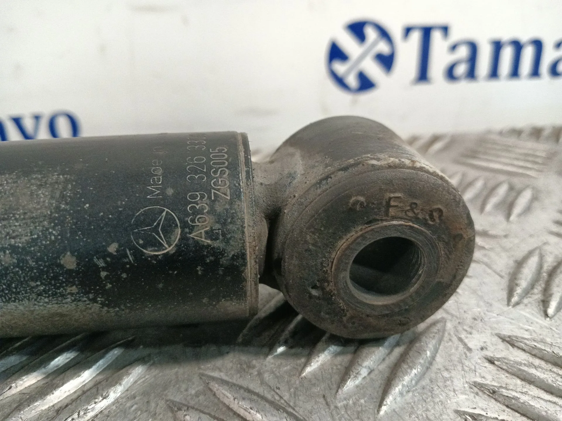 Amortiguador Trasero Derecho para Mercedes-Benz Viano (W639)