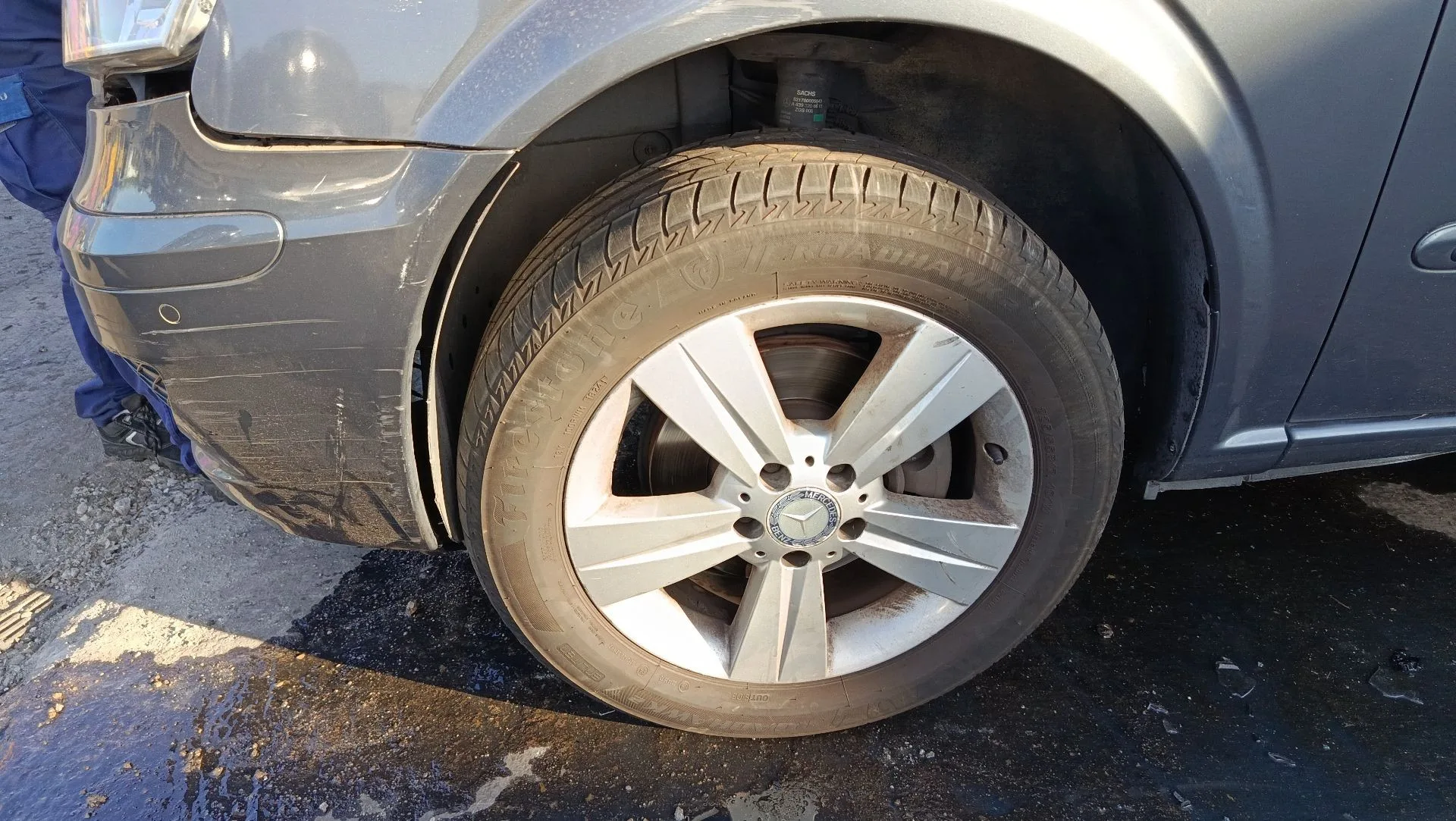 Brazo Suspension Inferior Delantero Izquierdo para Mercedes-Benz Viano (W639)