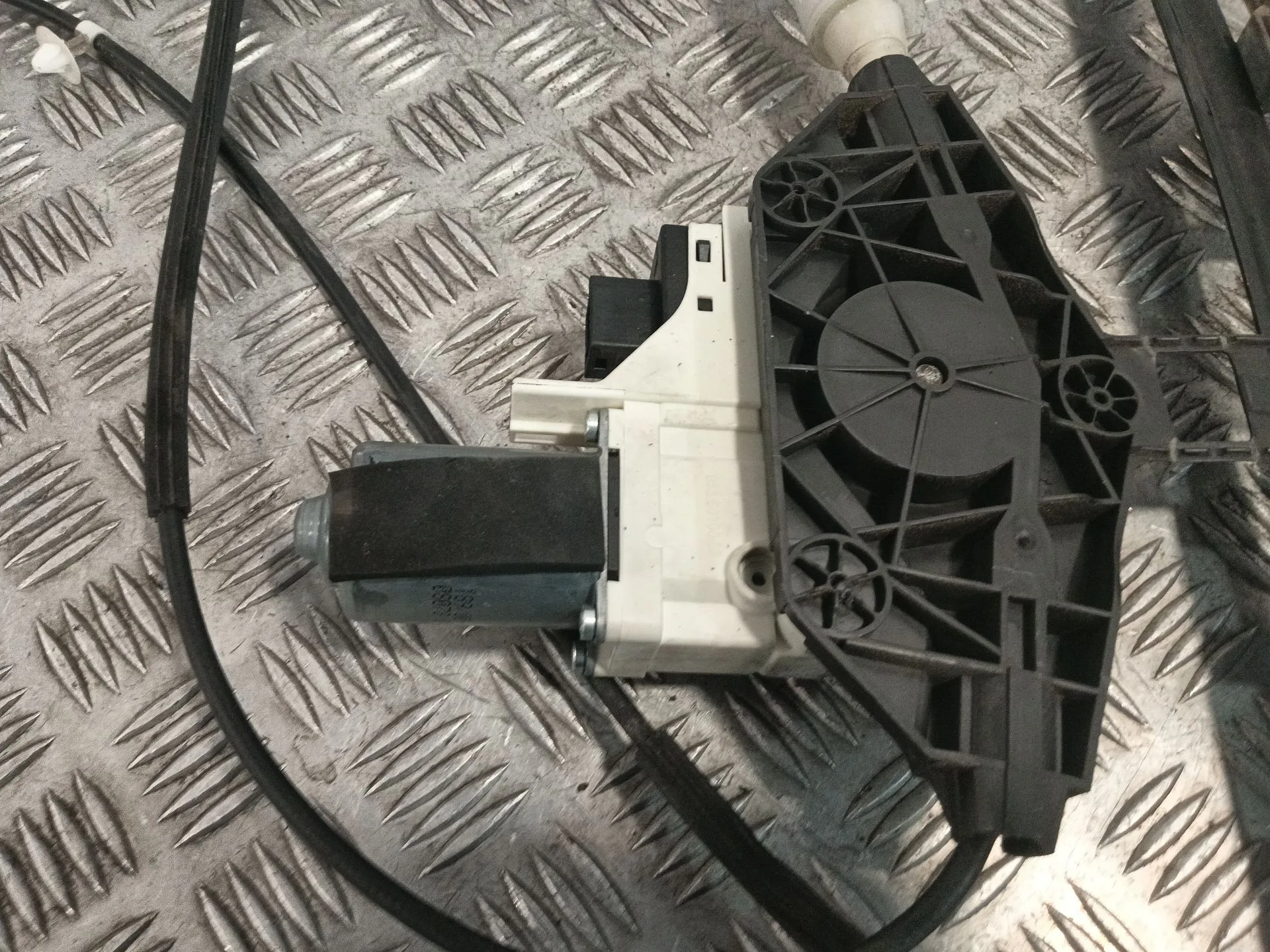 Elevalunas Delantero Izquierdo para Audi A5 (8T3)