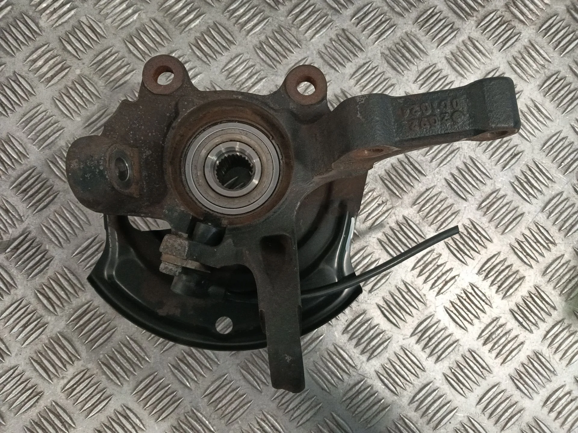 Mangueta Delantera Derecha para Nissan Almera Tino (V10M)