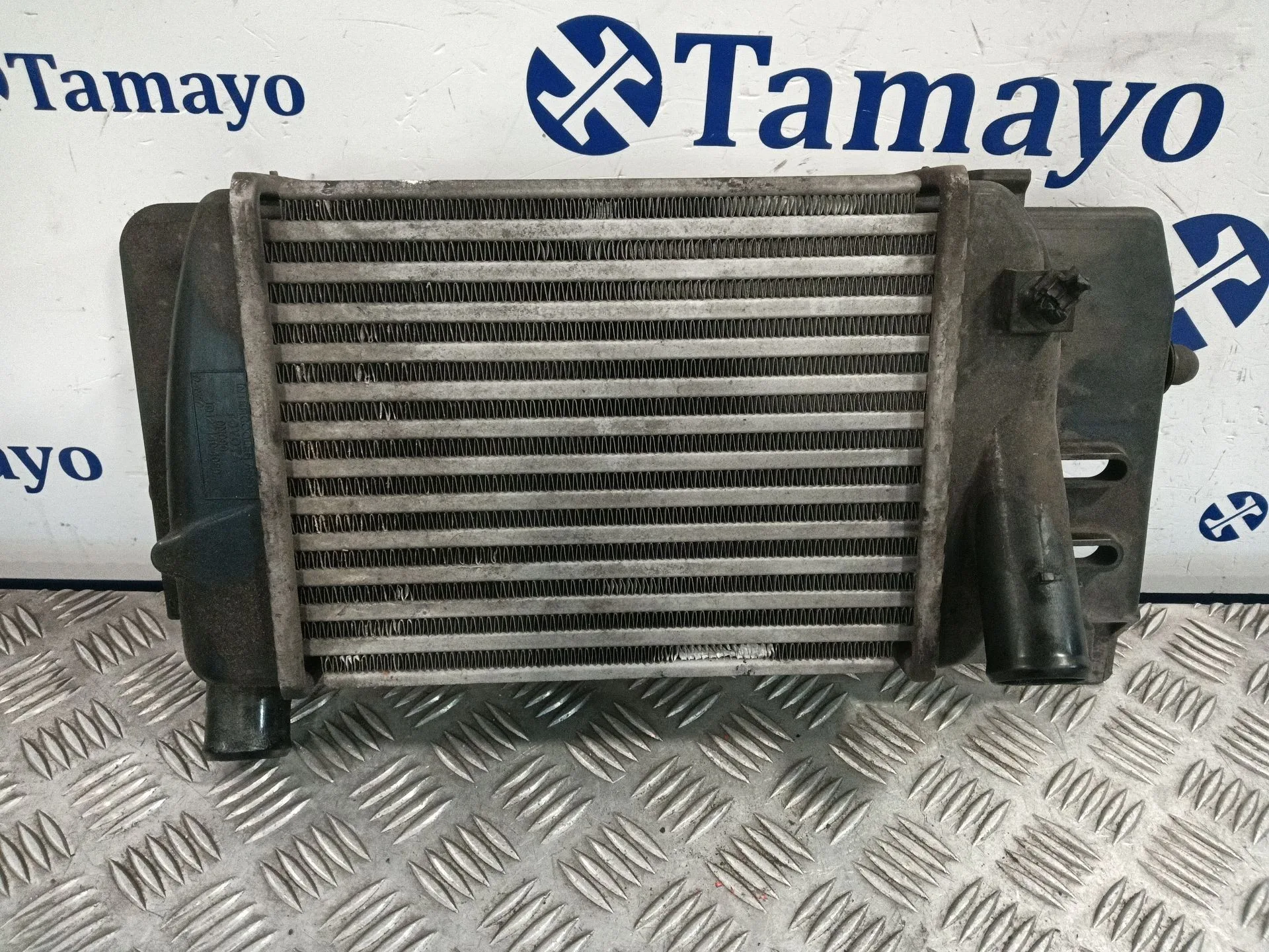 Intercooler para Toyota Yaris (_P13_)