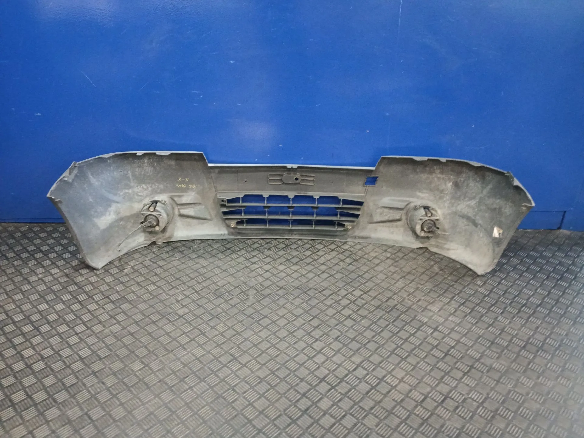 Paragolpes Delantero para Opel Vivaro A Furgoneta (X83)