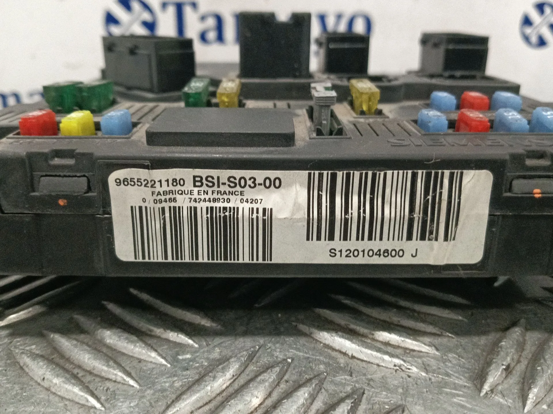 Caja Reles / Fusibles para Peugeot 407
