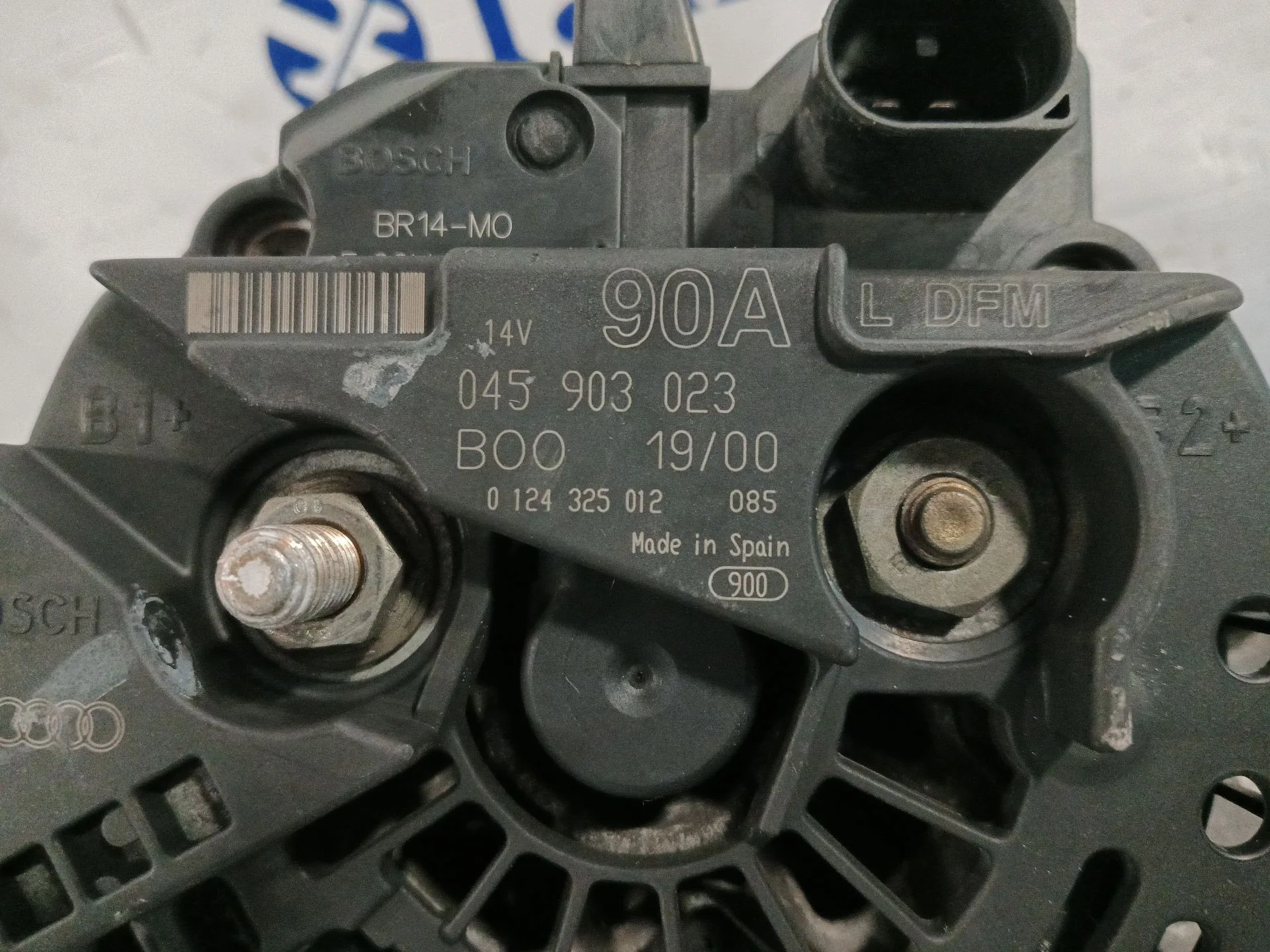 Alternador para Volkswagen Polo Berlina (6N2)