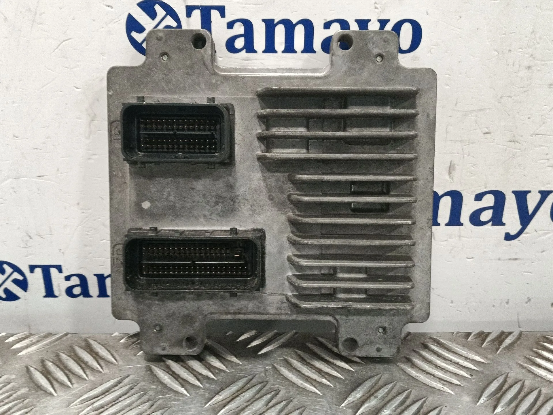 Centralita Motor Uce para Opel Corsa D (S07)