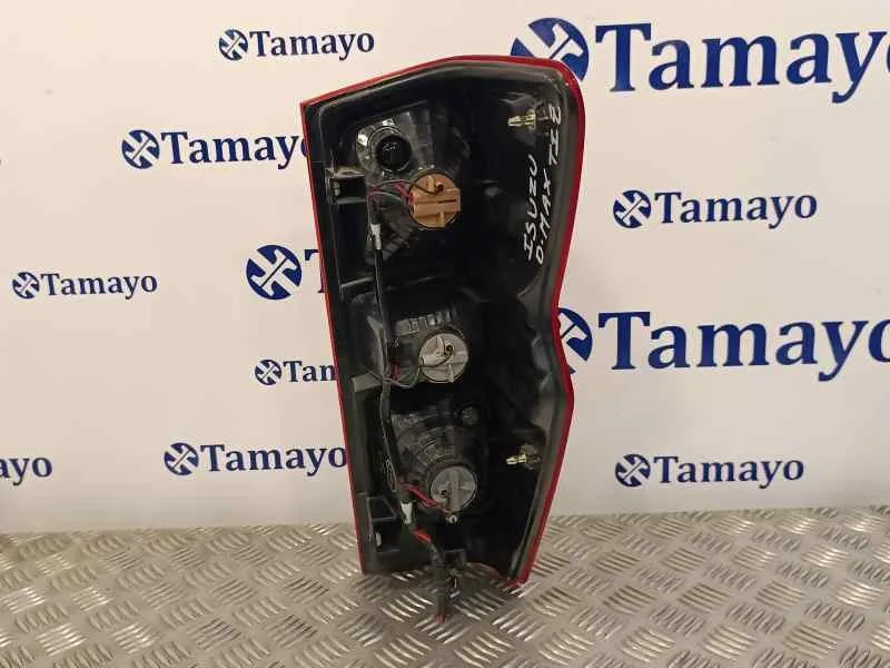 Piloto Trasero Izquierdo para Isuzu D-Max