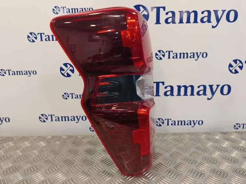 Piloto Trasero Izquierdo para Isuzu D-Max