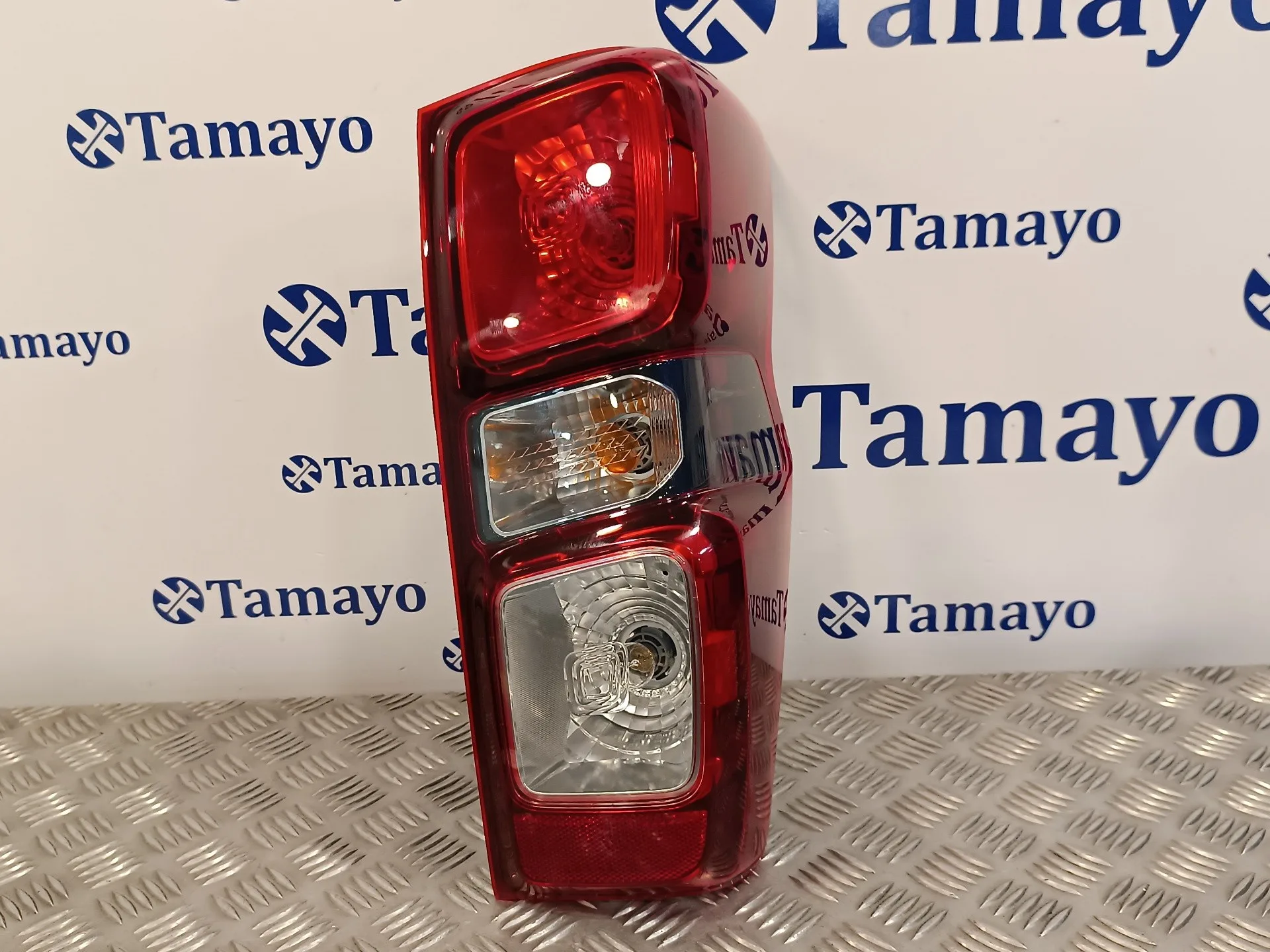 Piloto Trasero Derecho para Isuzu D-Max