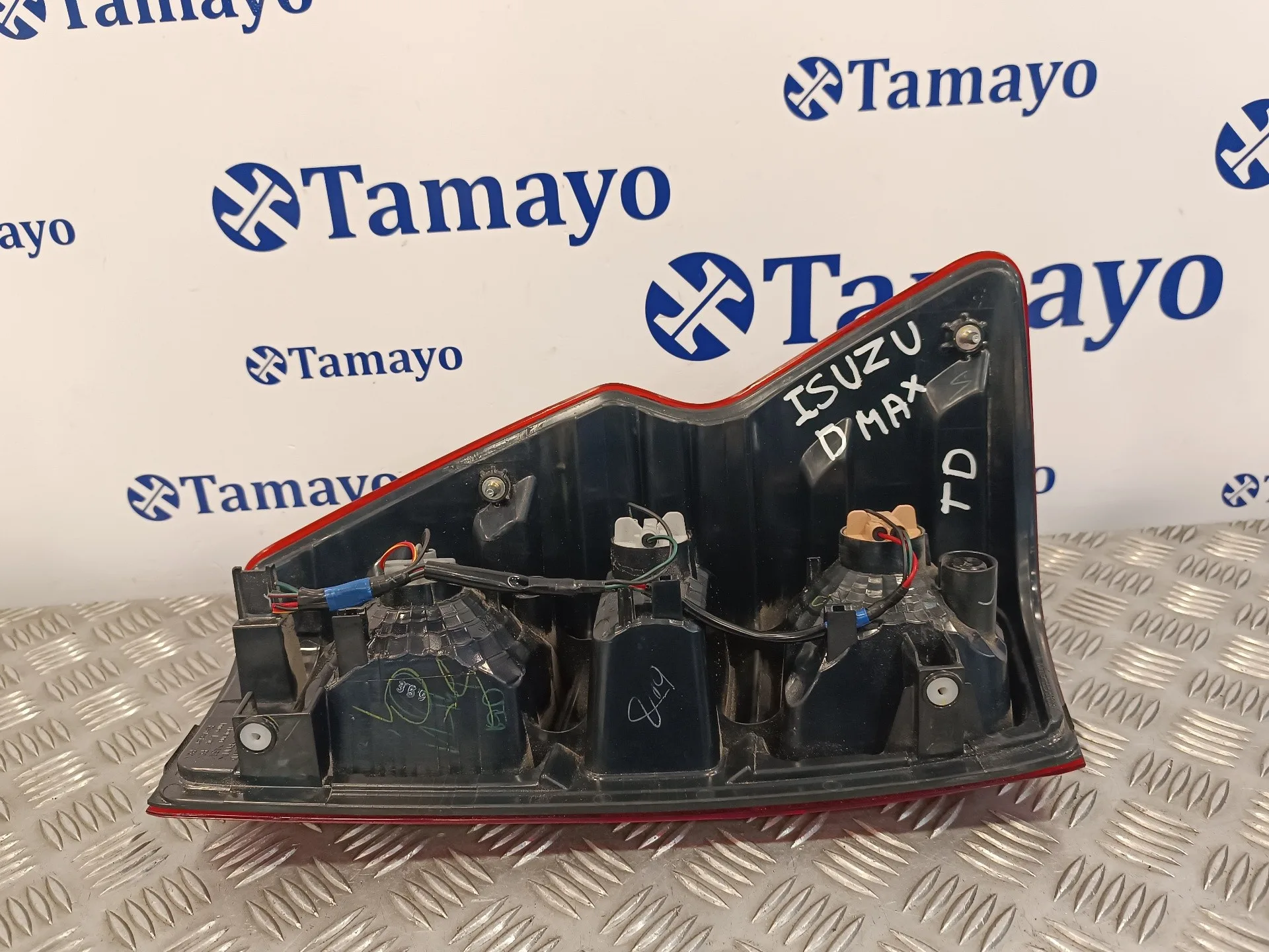 Piloto Trasero Derecho para Isuzu D-Max