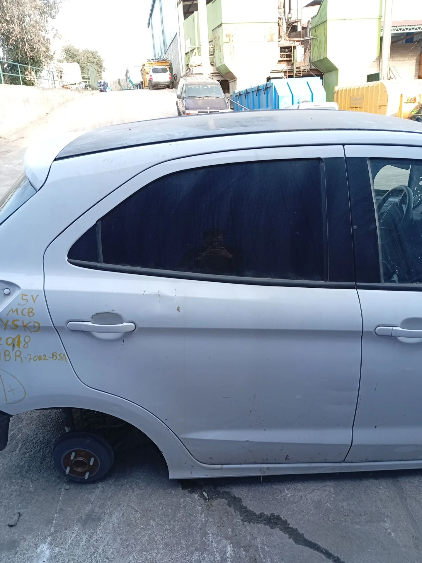 Puerta Trasera Derecha para Ford Ka+