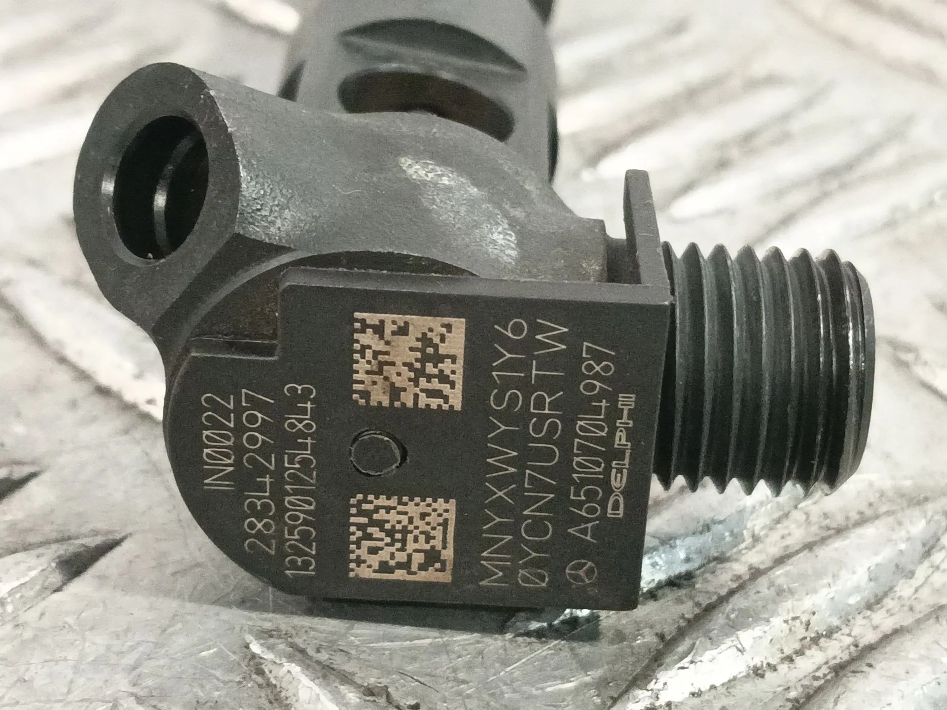 Inyector para Mercedes-Benz Viano (W639)