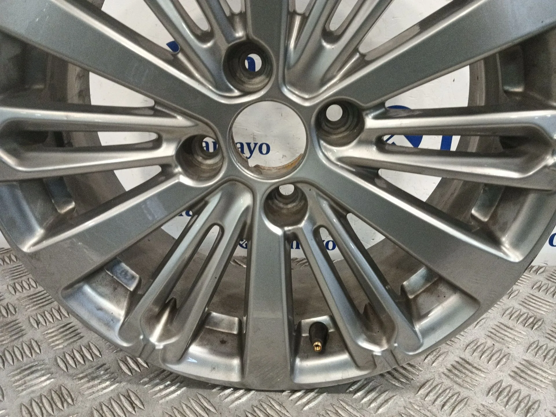 Llanta para Peugeot 208 I (Ca_, Cc_)