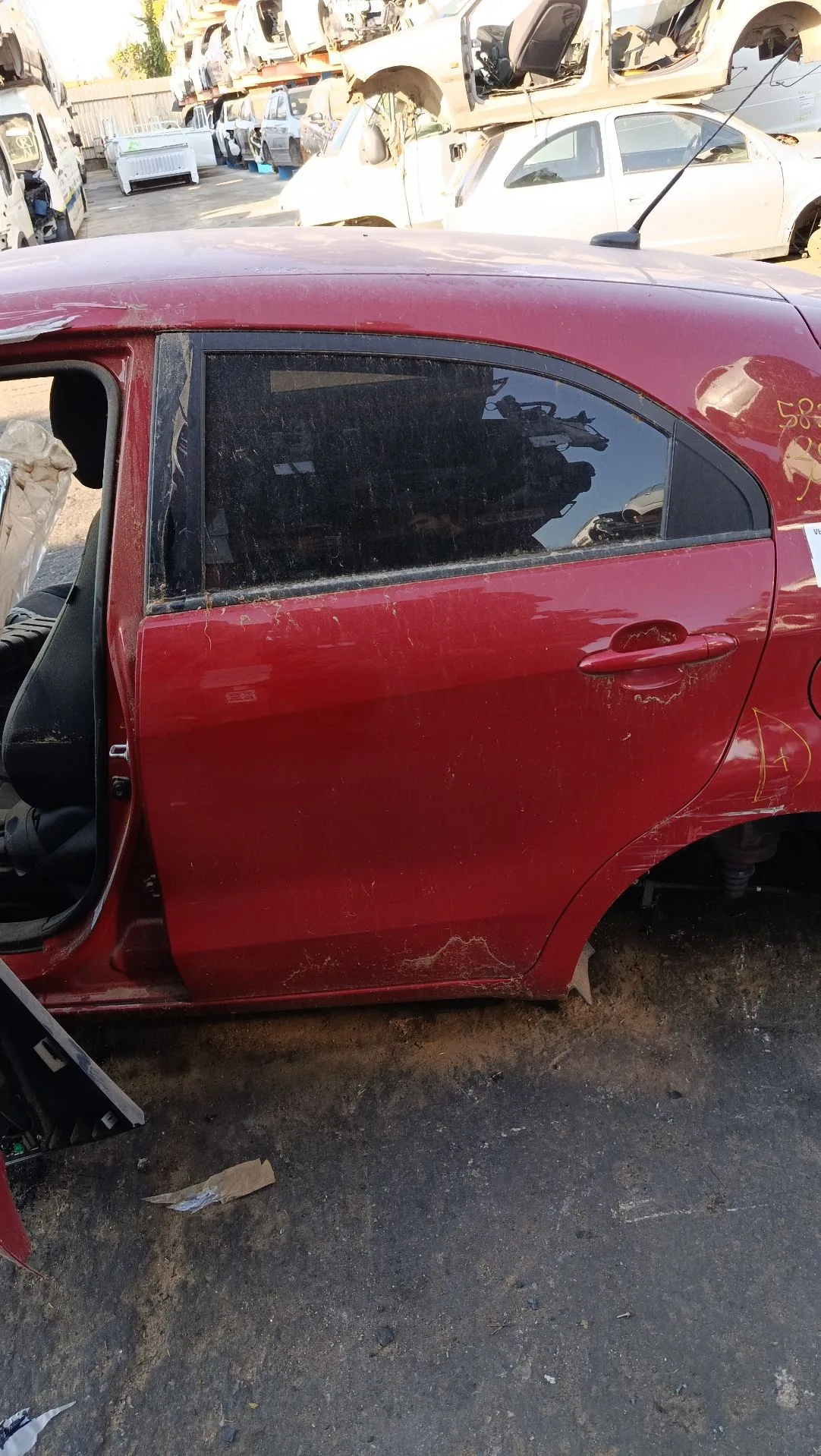 Puerta Trasera Izquierda para Kia Rio (Ub/Qb)