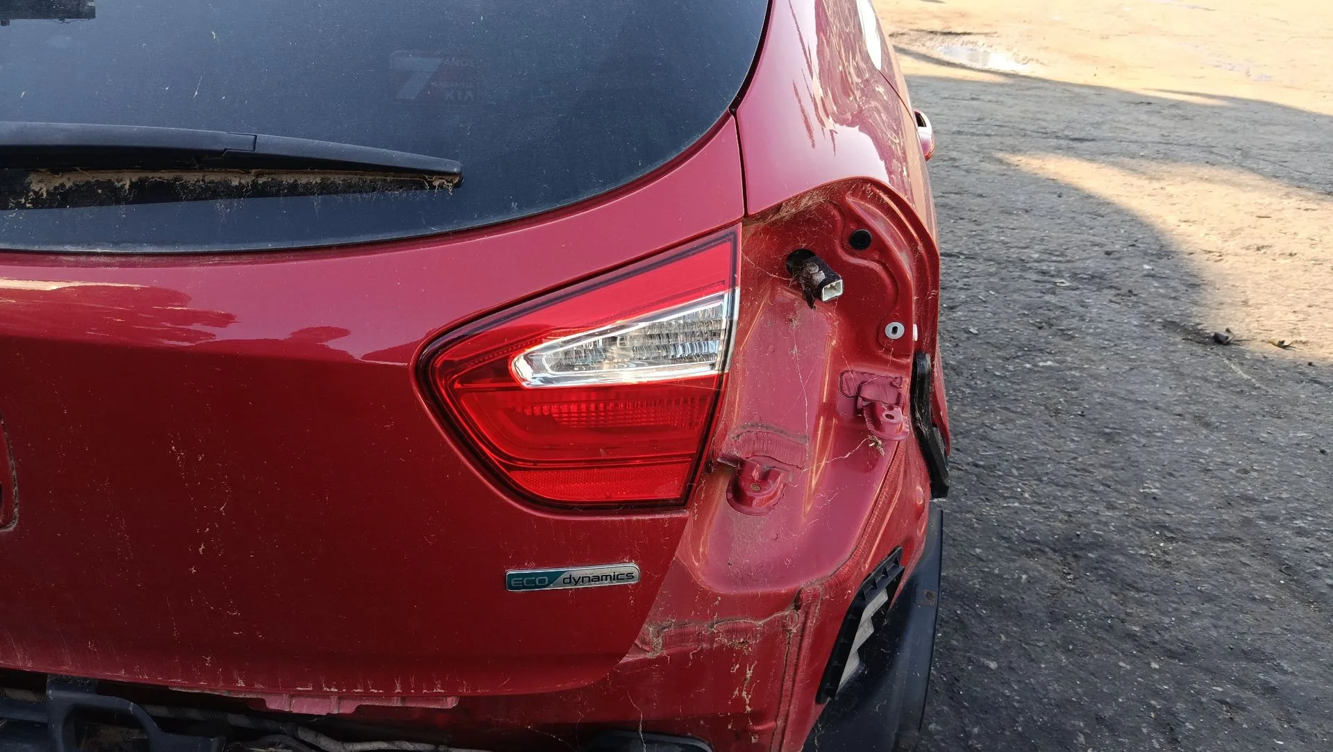 Piloto Trasero Porton Derecho para Kia Rio (Ub/Qb)