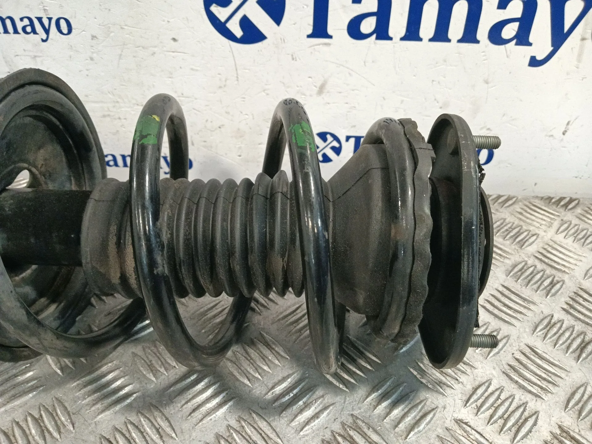 Amortiguador Delantero Derecho para Toyota Corolla Verso (R1)