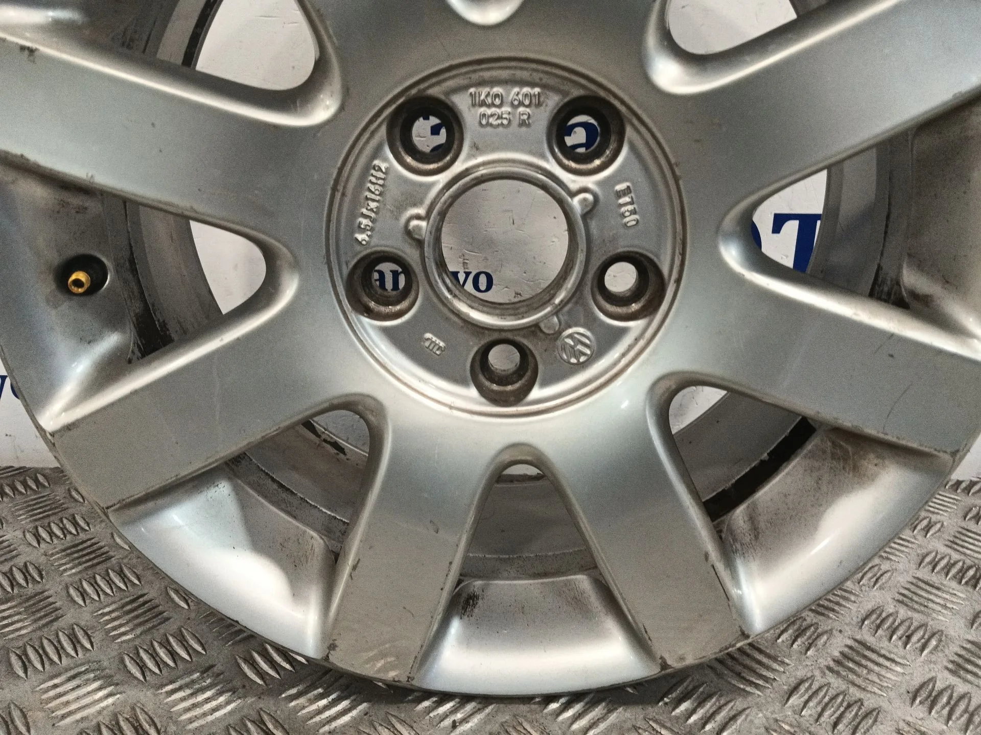Llanta para Volkswagen Touran (1T1)