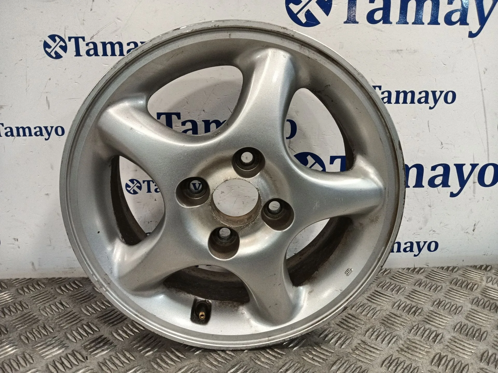 Llanta para Honda Civic Vi Hatchback (Ej, Ek)