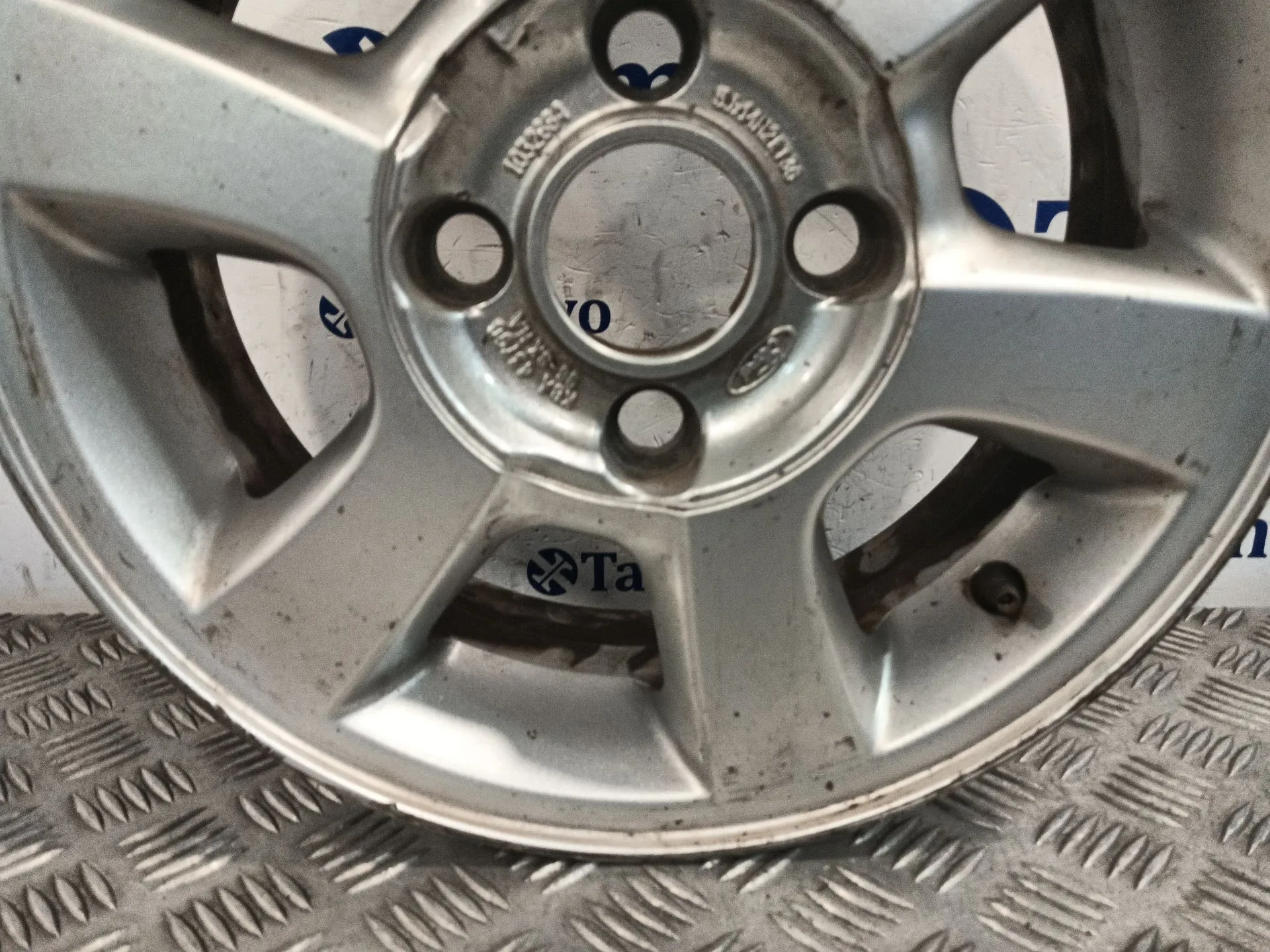 Llanta para Ford Fiesta V (Jh_, Jd_)
