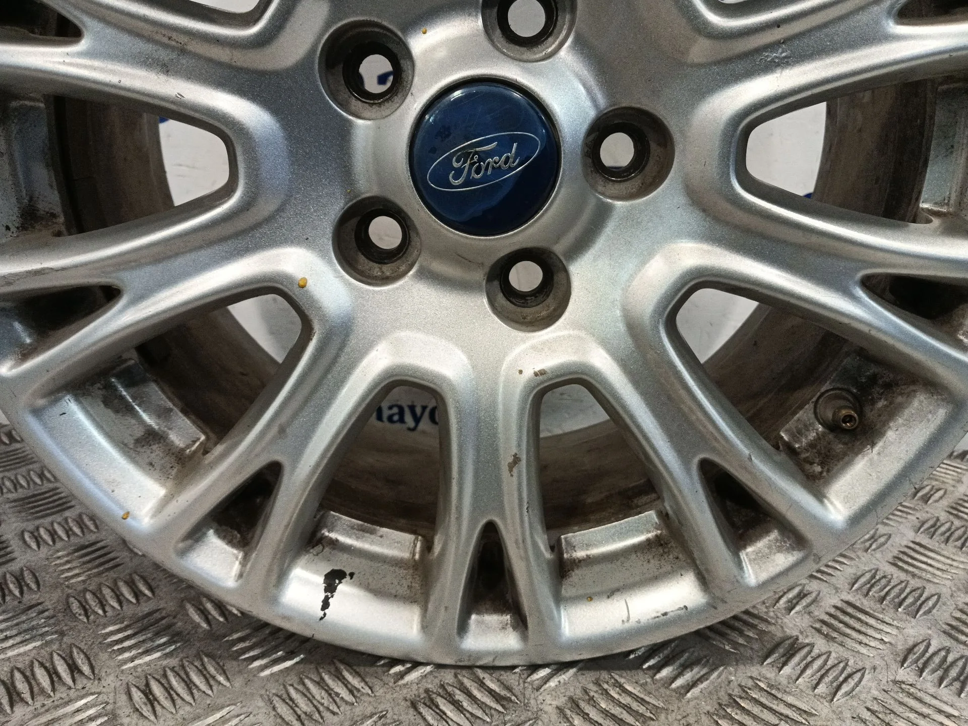 Llanta para Ford Focus C-Max (Cap)
