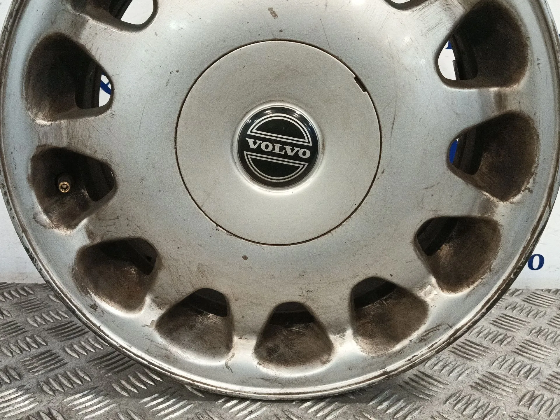 Llanta para Volvo S40 Berlina