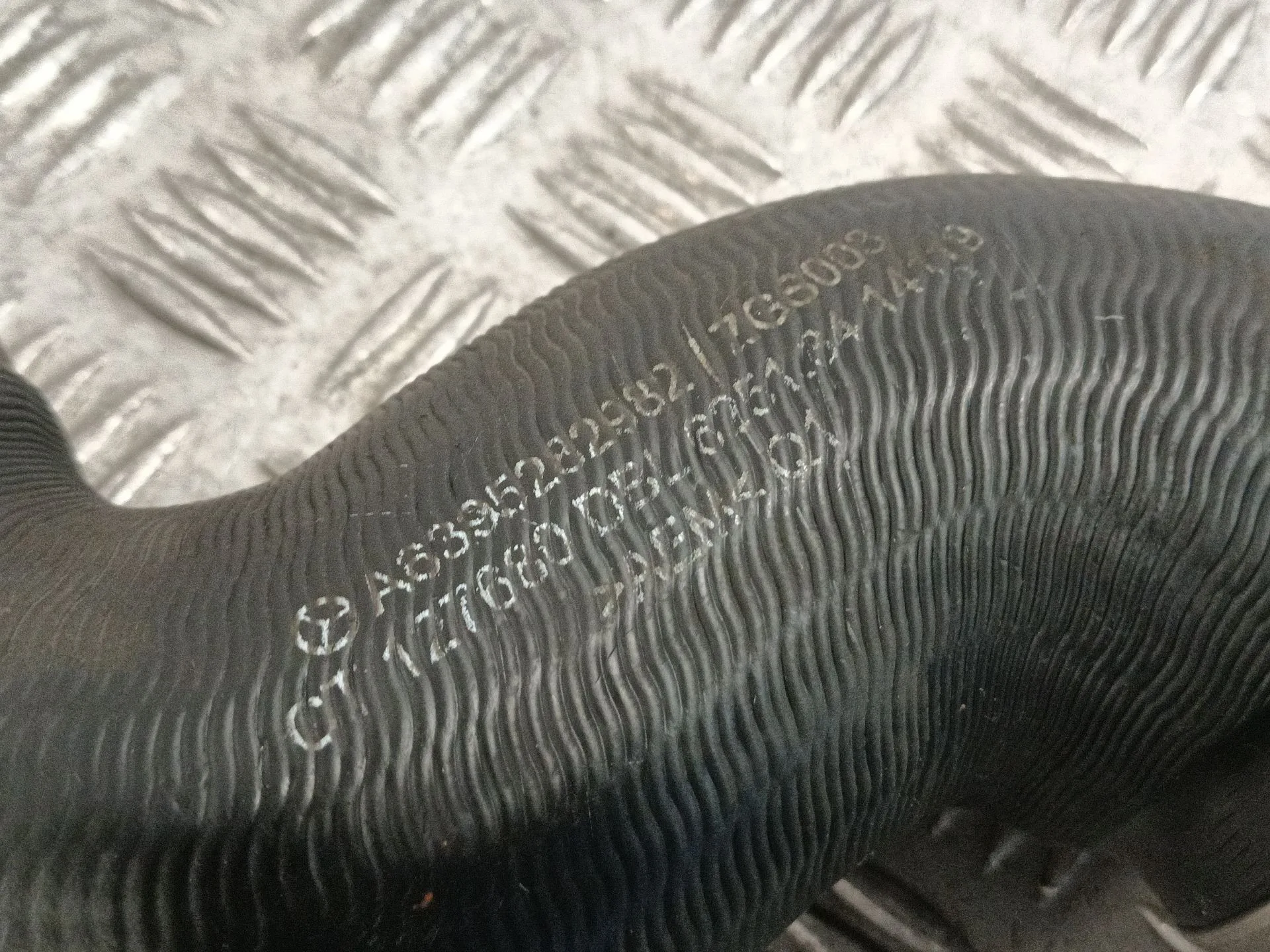 Tubo Presion Turbocompresor para Mercedes-Benz Viano (W639)