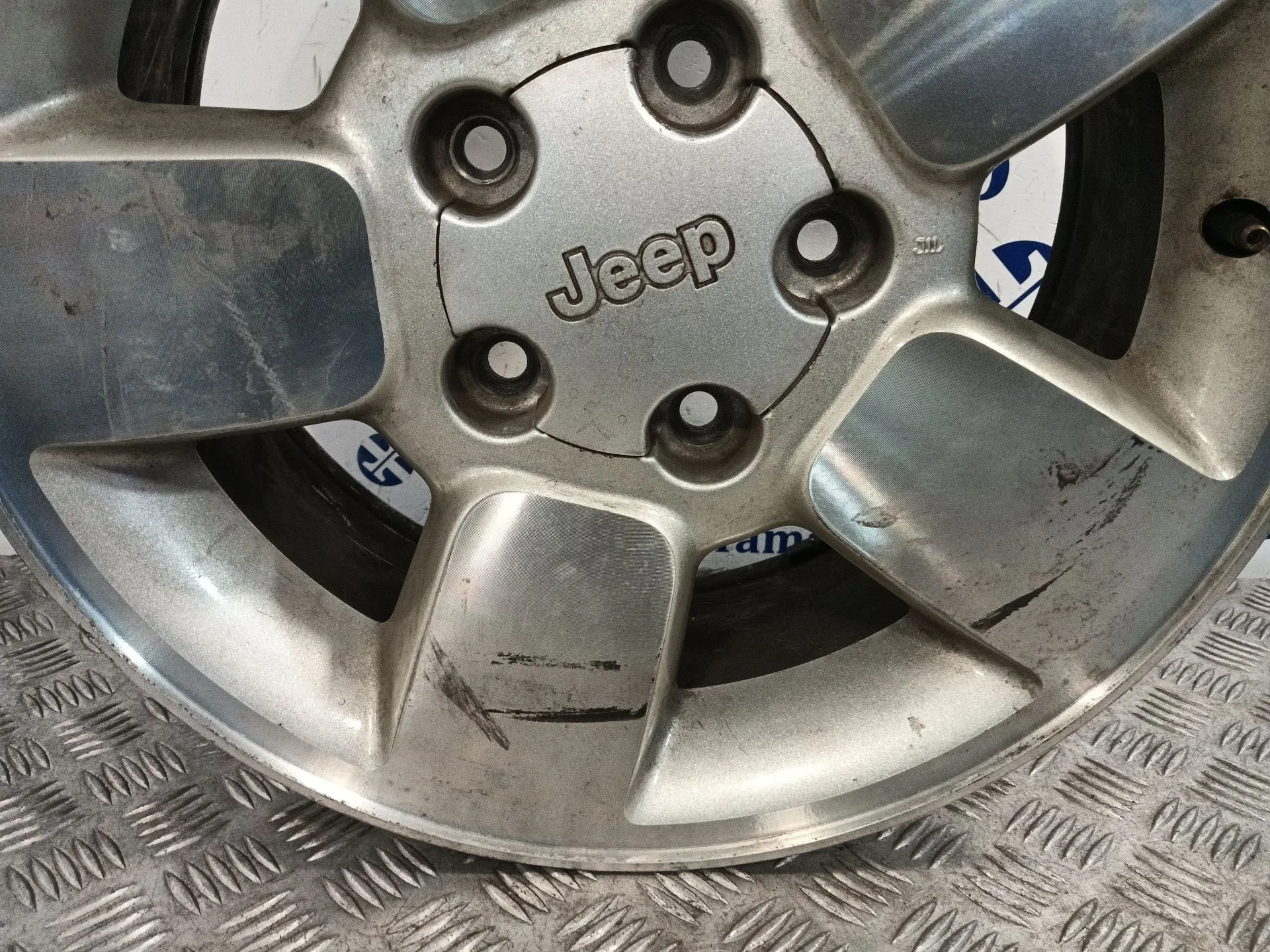 Llanta para Chrysler Jeep Gr.cherokee (Wj/Wg)
