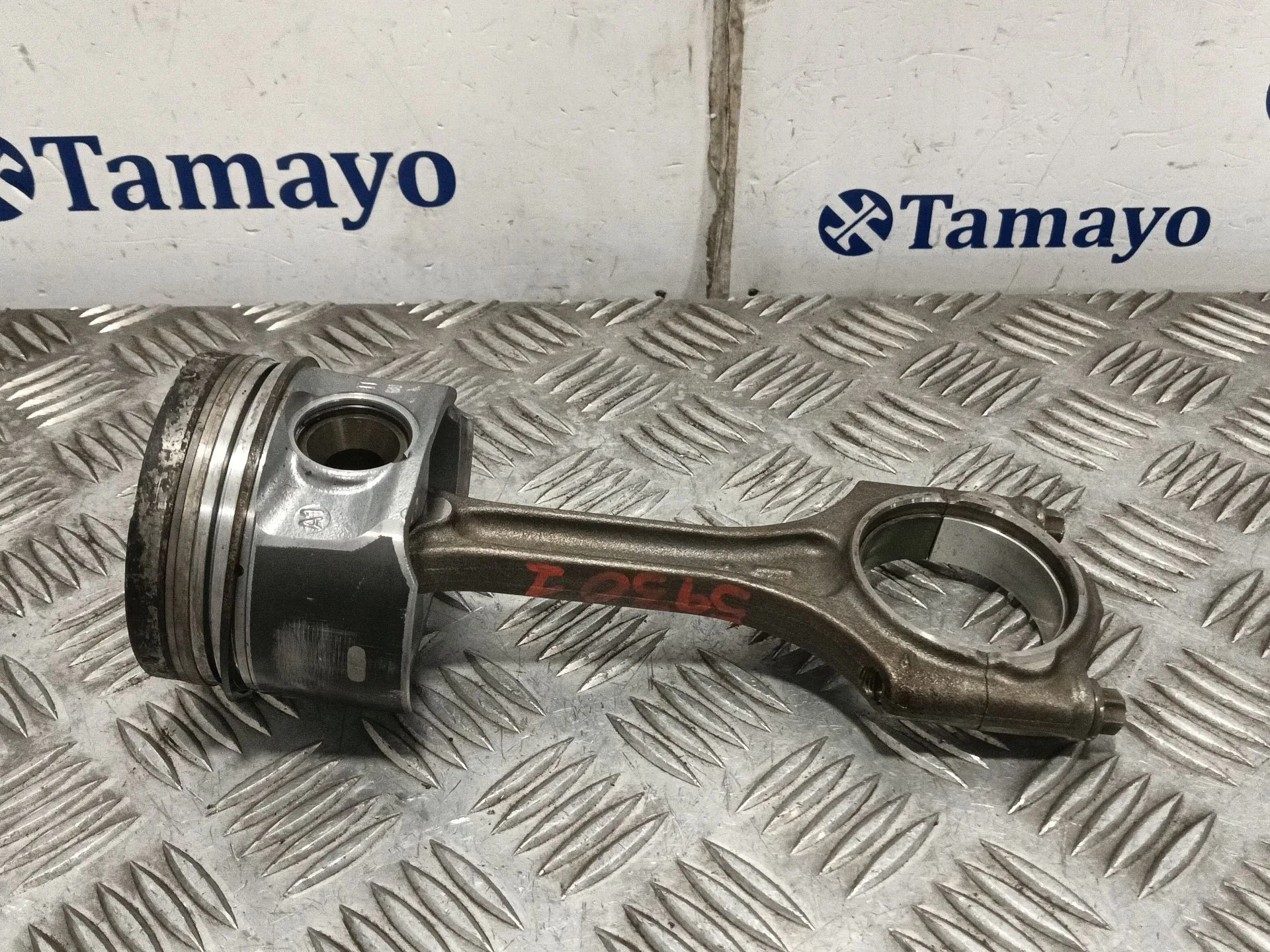 Biela para Volvo V40 Hatchback (525)