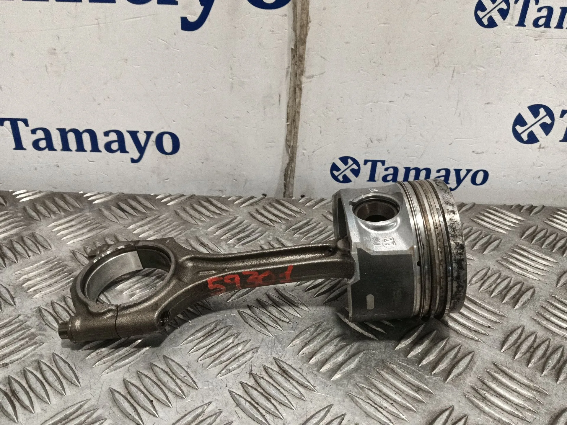 Biela para Volvo V40 Hatchback (525)