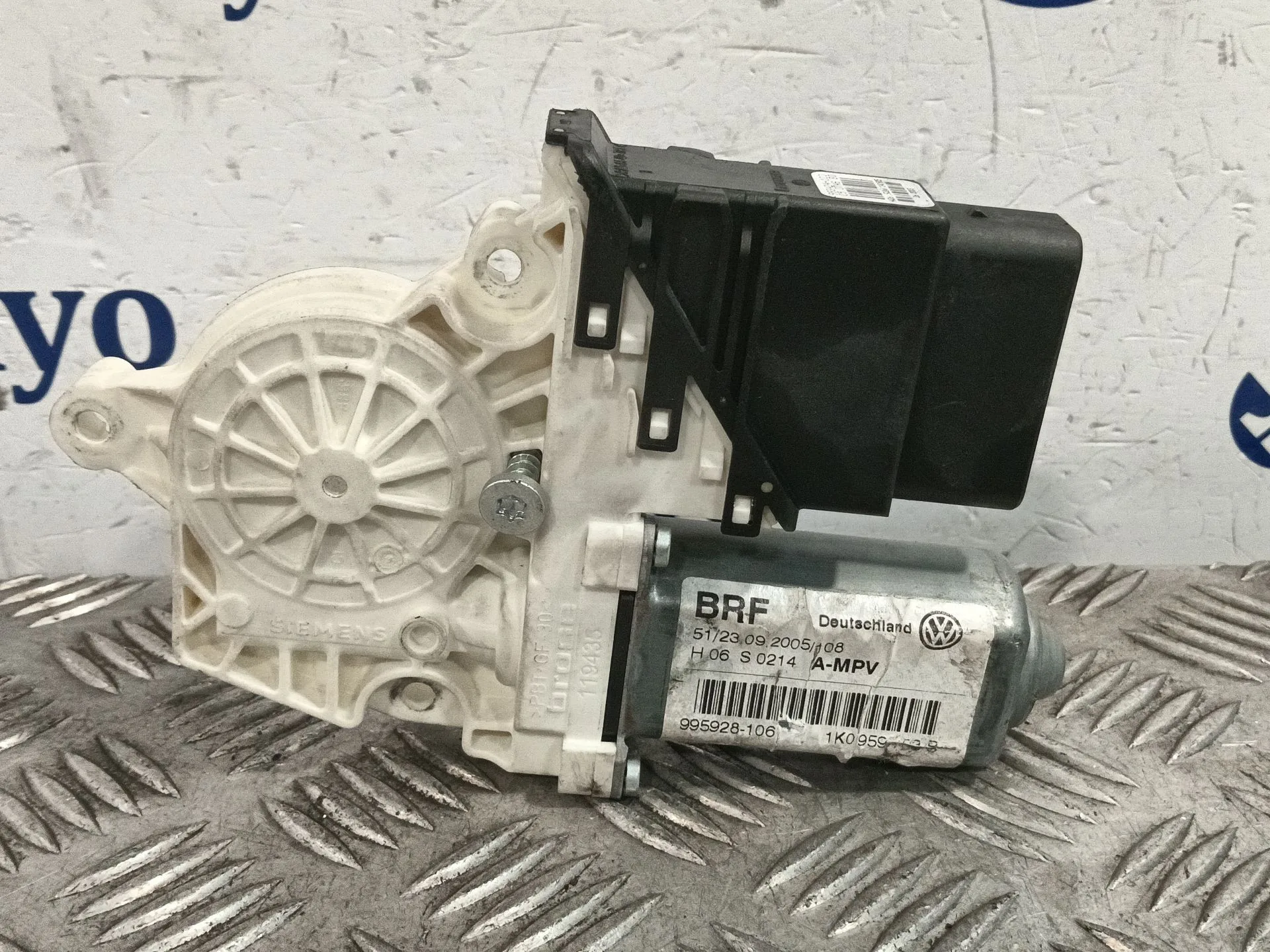 Motor Elevalunas Trasero Derecho para Volkswagen Touran (1T1, 1T2)