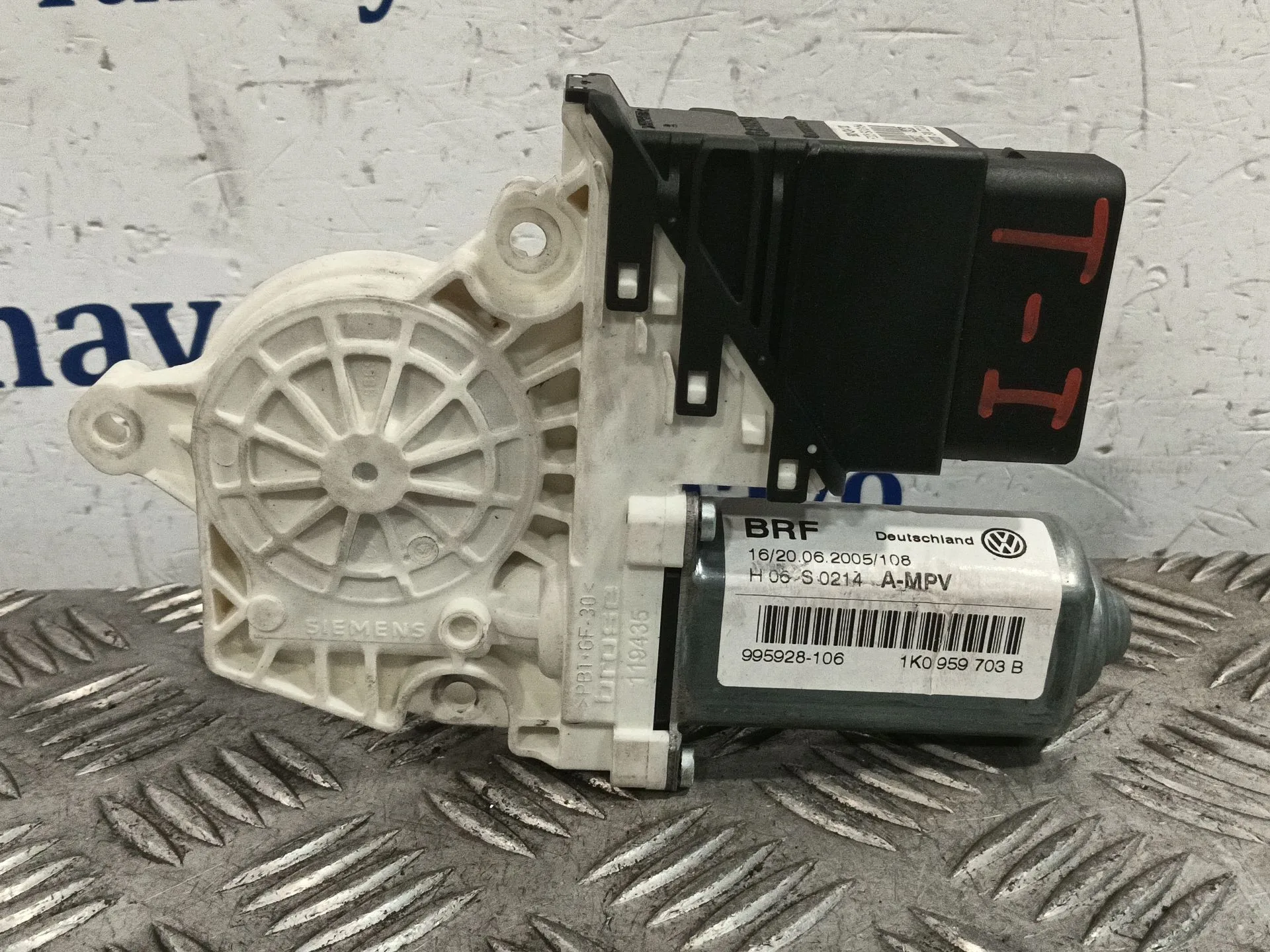 Motor Elevalunas Trasero Izquierdo para Volkswagen Touran (1T1, 1T2)