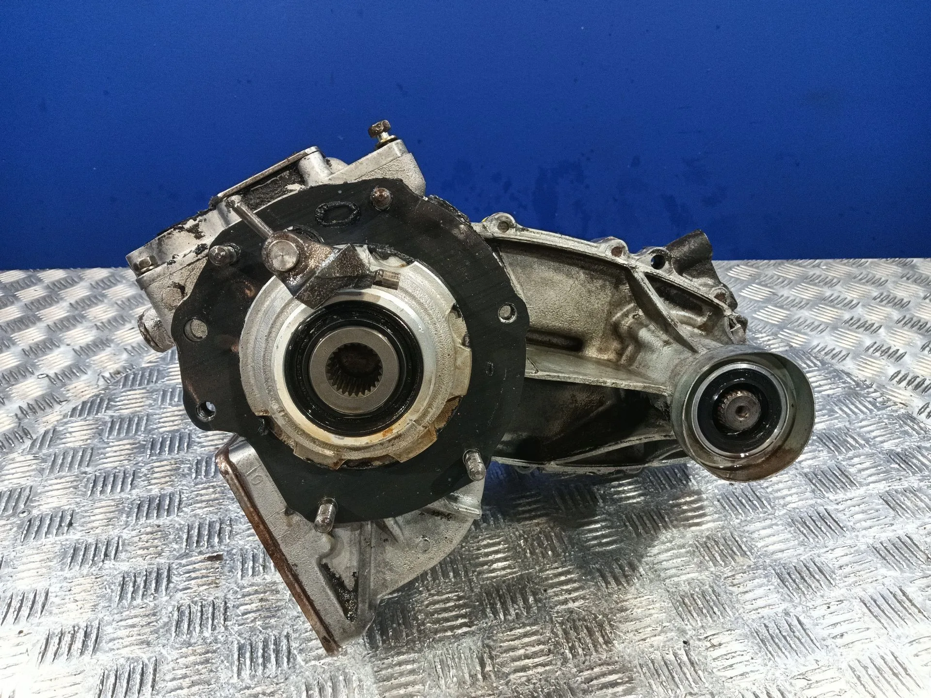 Caja Transfer para Mitsubishi Montero (V20/V40)