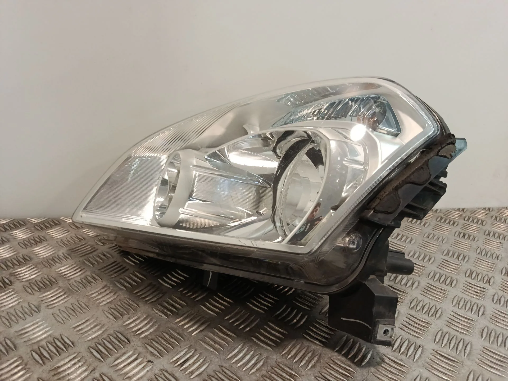 Faro Izquierdo para Nissan Qashqai I (J10, Nj10)