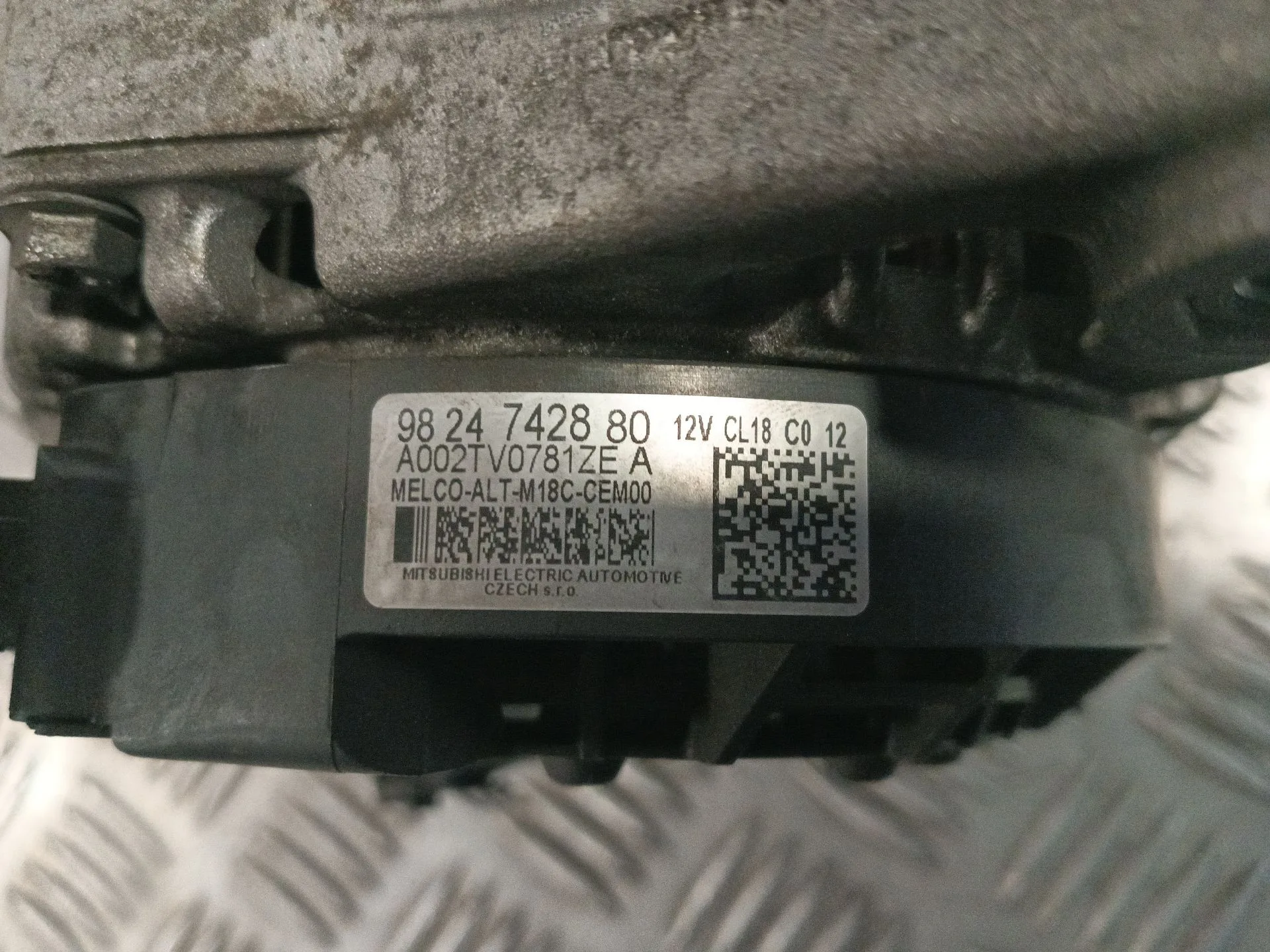 Alternador para Opel Combo Furgoneta/Monovolumen (K9)