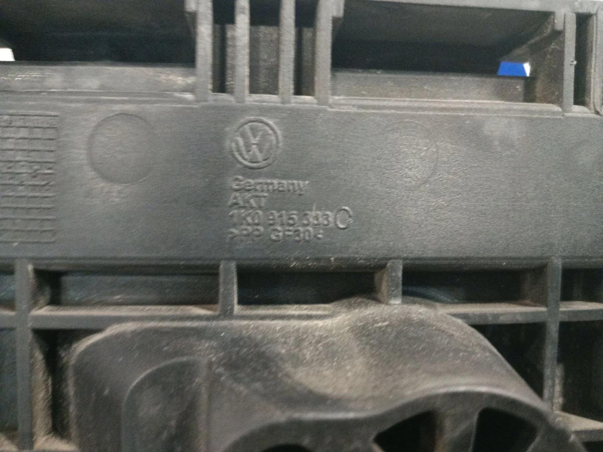 Soporte Bateria para Volkswagen Golf Plus V (5M1, 521)