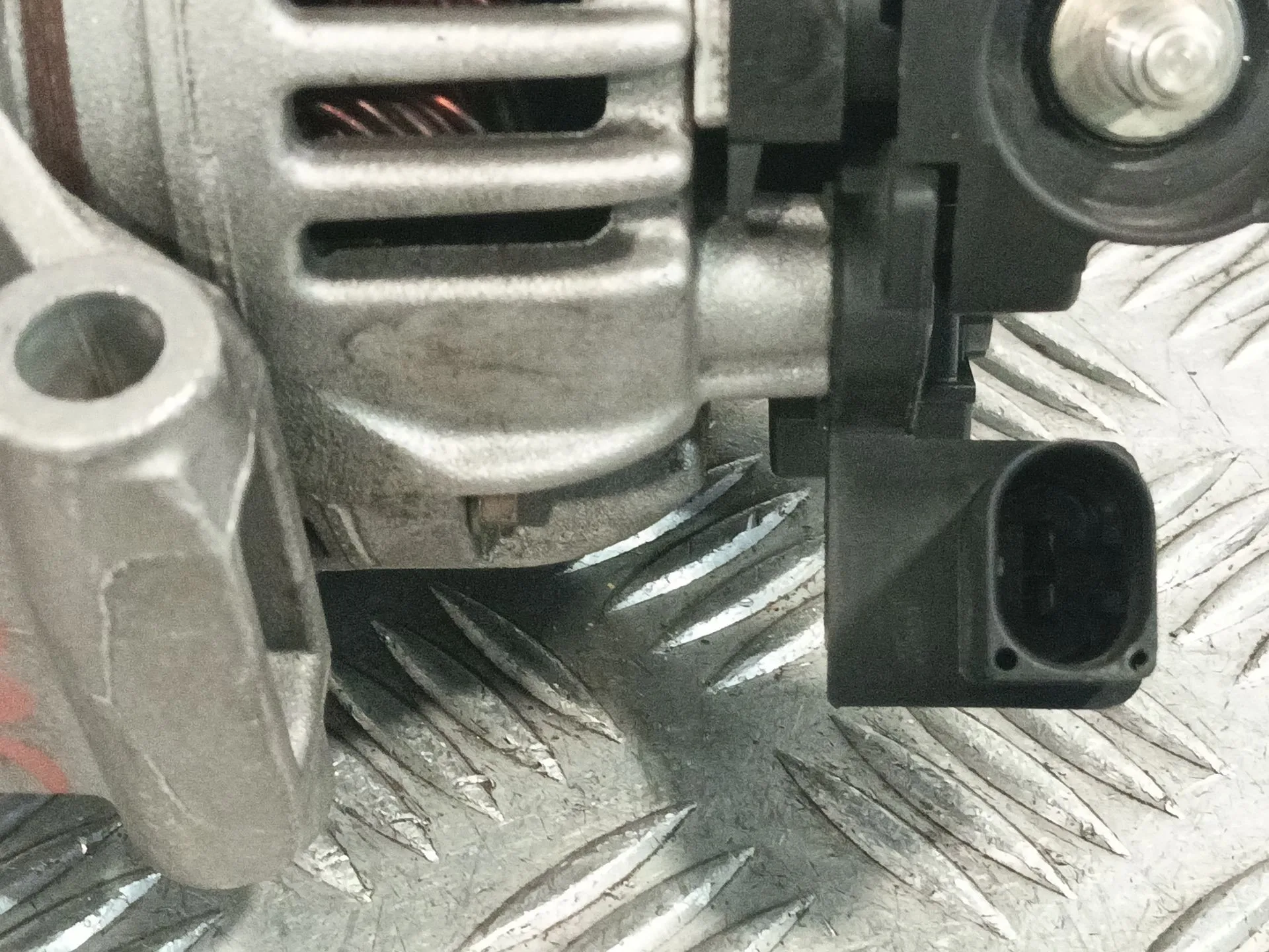 Alternador para Bmw Serie 3 Compact (E46)