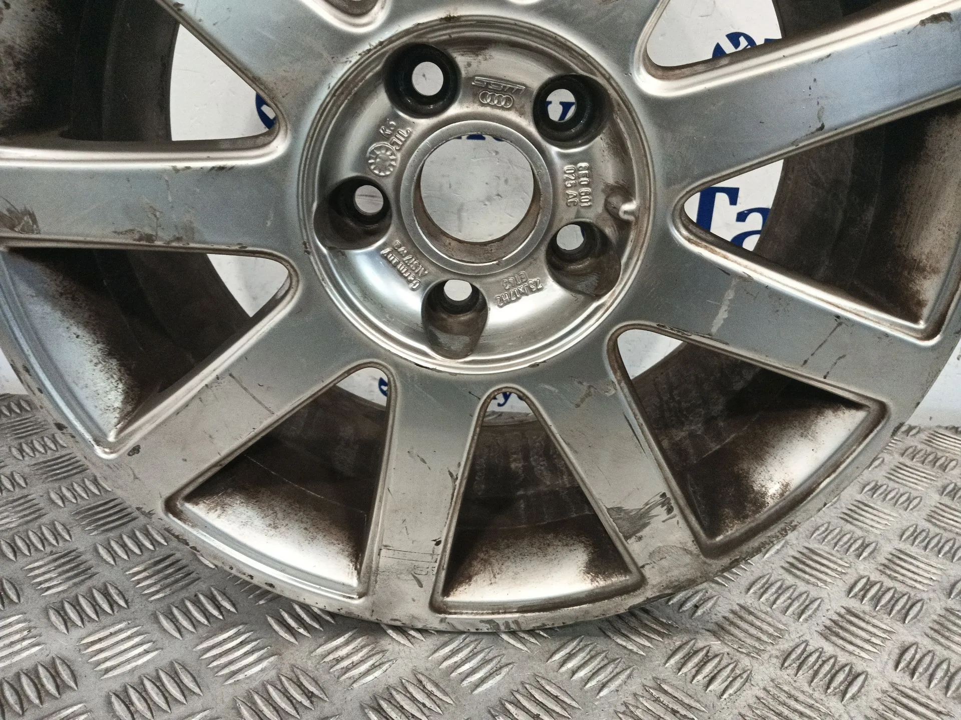 Llanta para Audi A4 Berlina (8E)