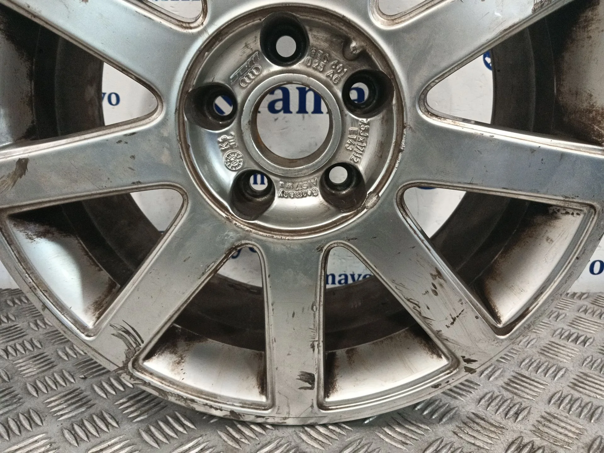 Llanta para Audi A4 Berlina (8E)
