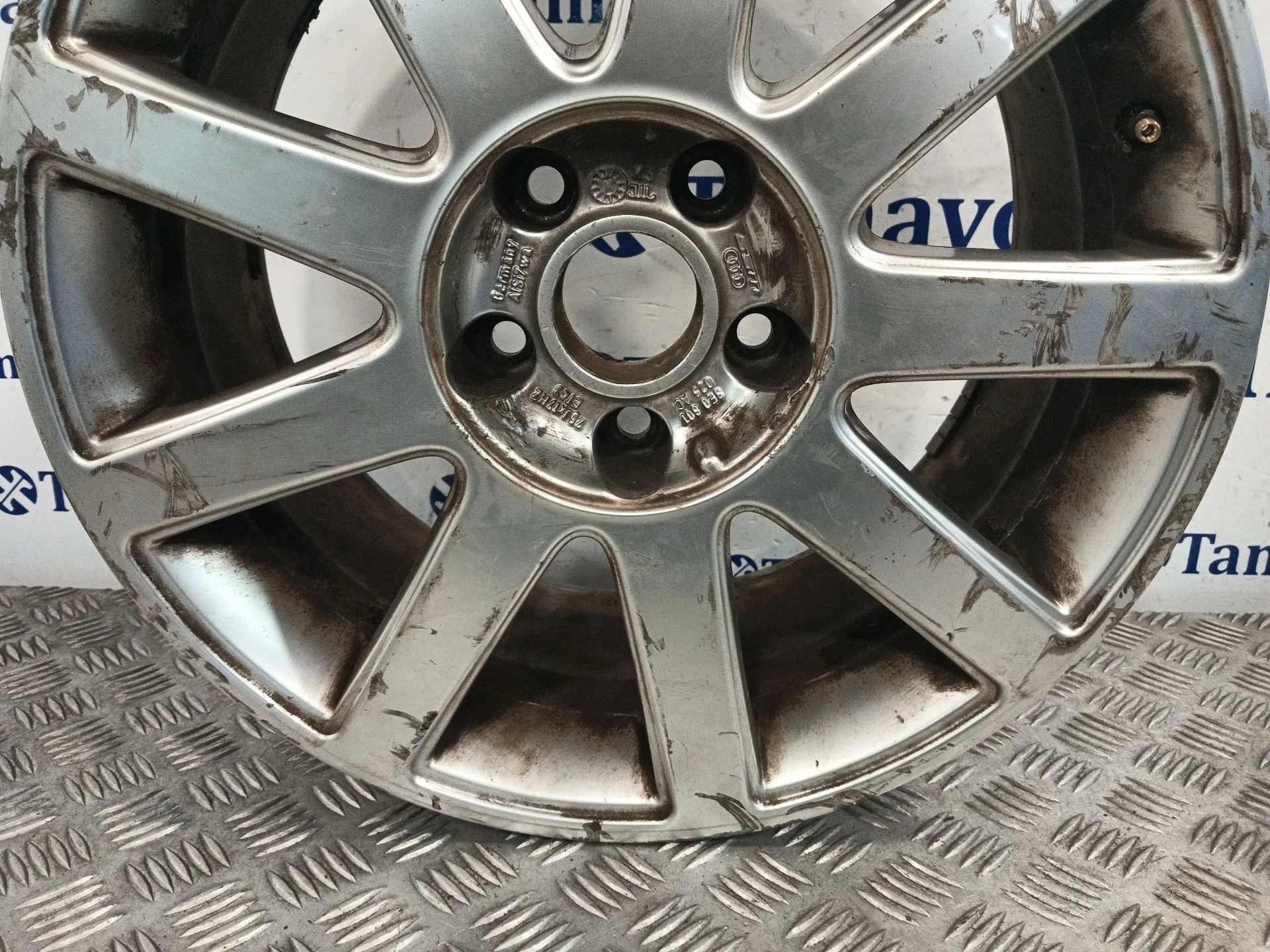 Llanta para Audi A4 Berlina (8E)