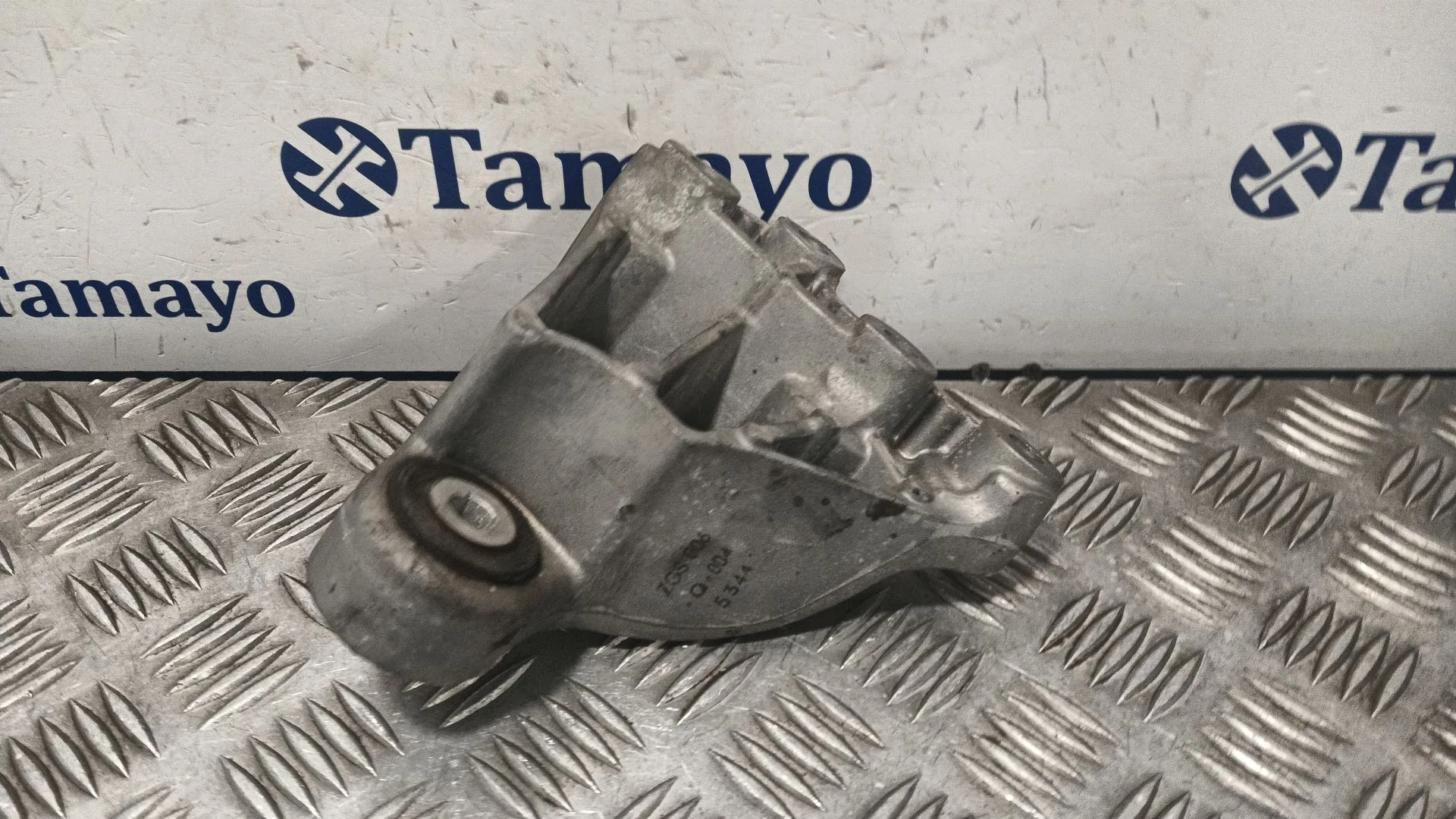 Soporte Motor Derecho para Mercedes-Benz Clase A (W176)